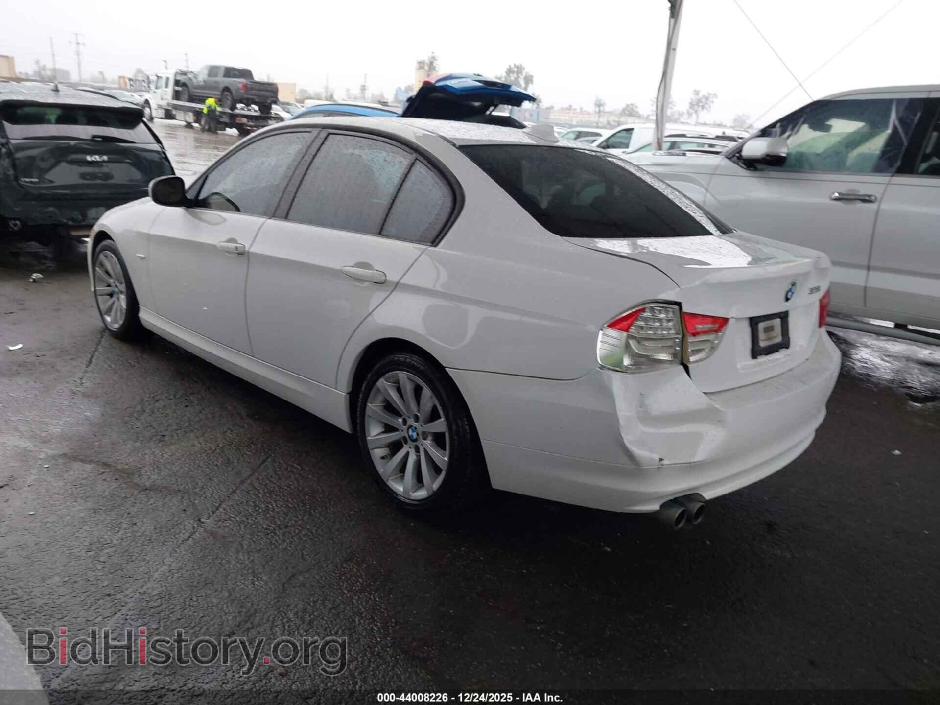 2011 BMW 328I - VIN: WBAPH5C5XBA447991 - Фото 3