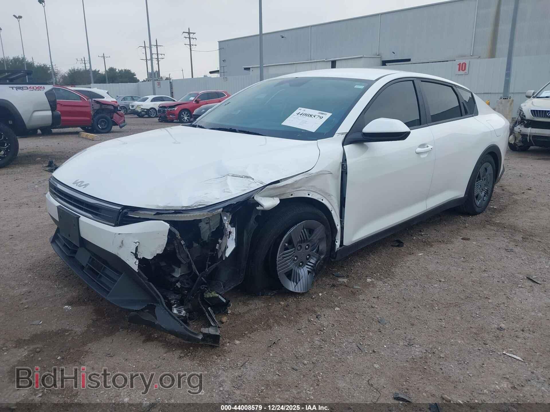 2025 KIA K4 - VIN: 3KPFT4DE4SE083215 - Фото 2