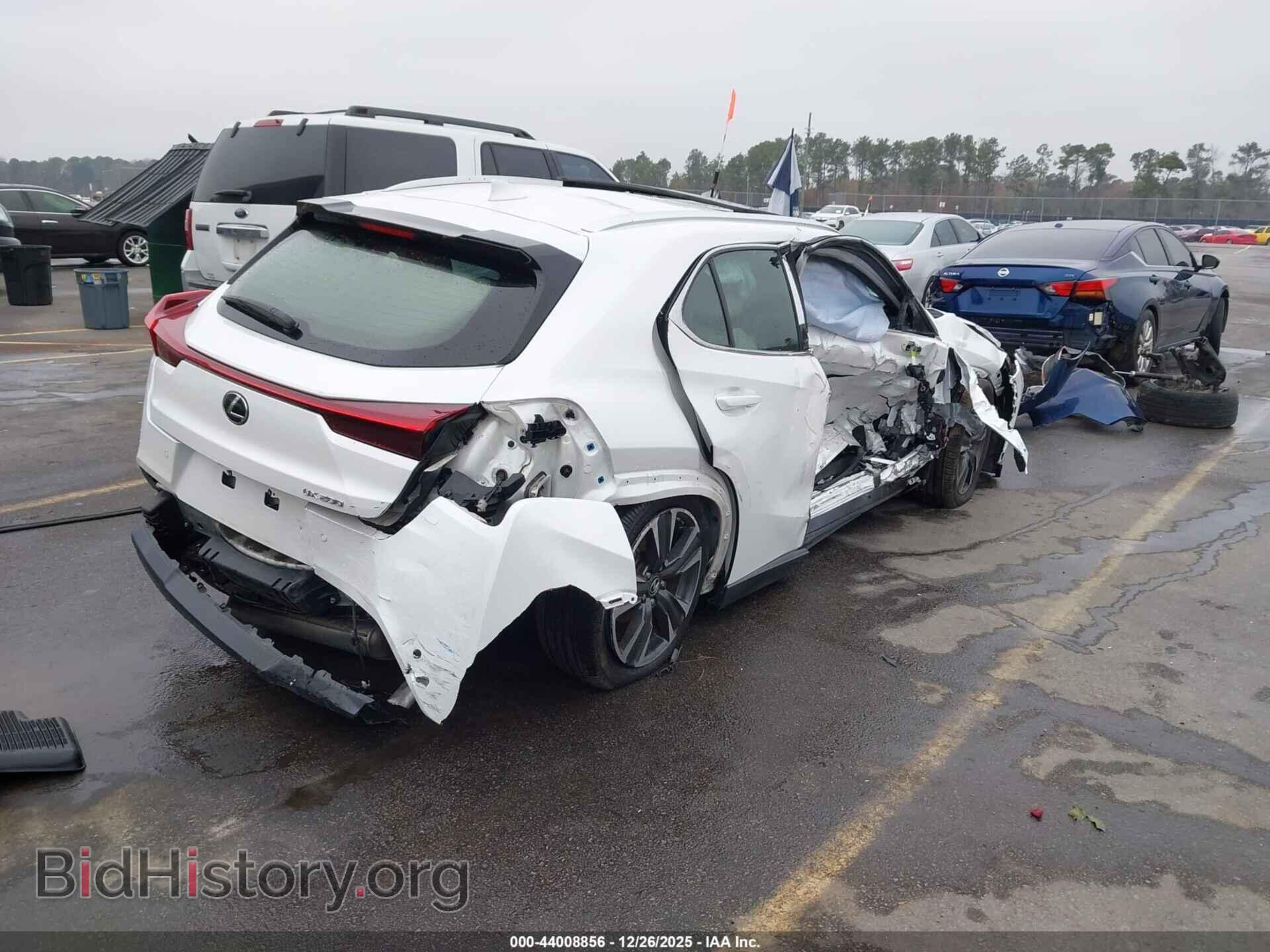 2019 LEXUS UX 200 - VIN: JTHY3JBH6K2007172 - Photo 4