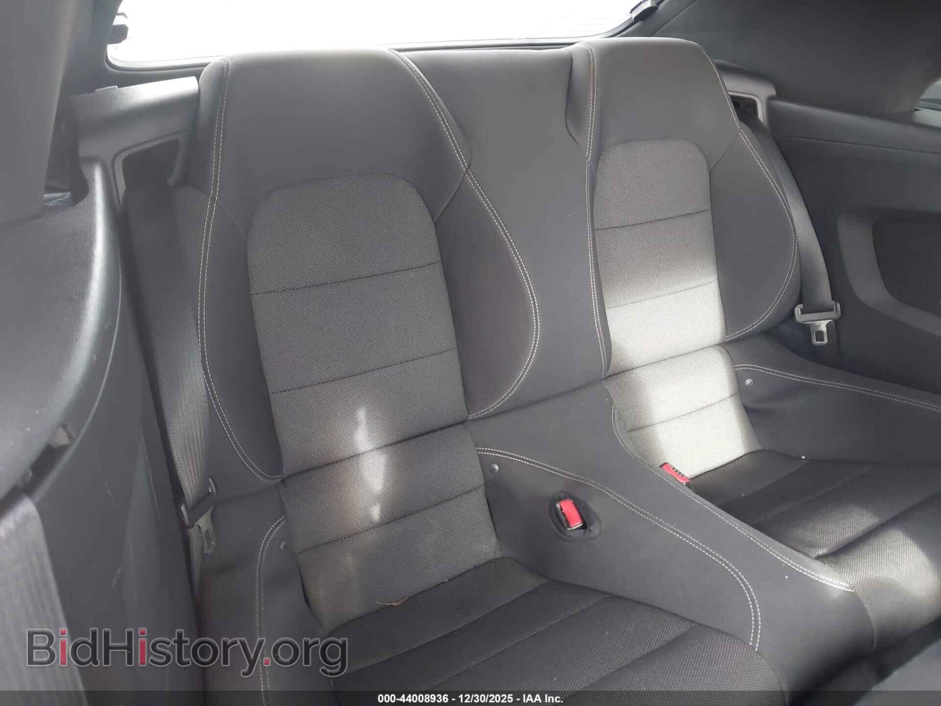 2016 FORD MUSTANG - VIN: 1FATP8EM9G5329768 - Фото 8