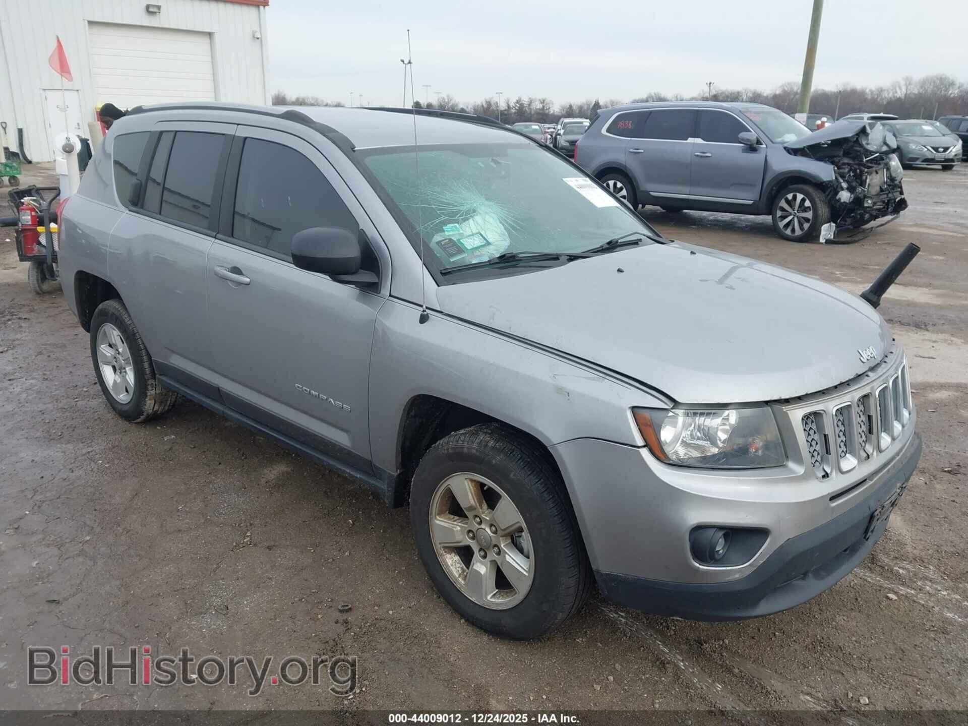 Photo 1C4NJCEB1HD206544 - JEEP COMPASS 2017