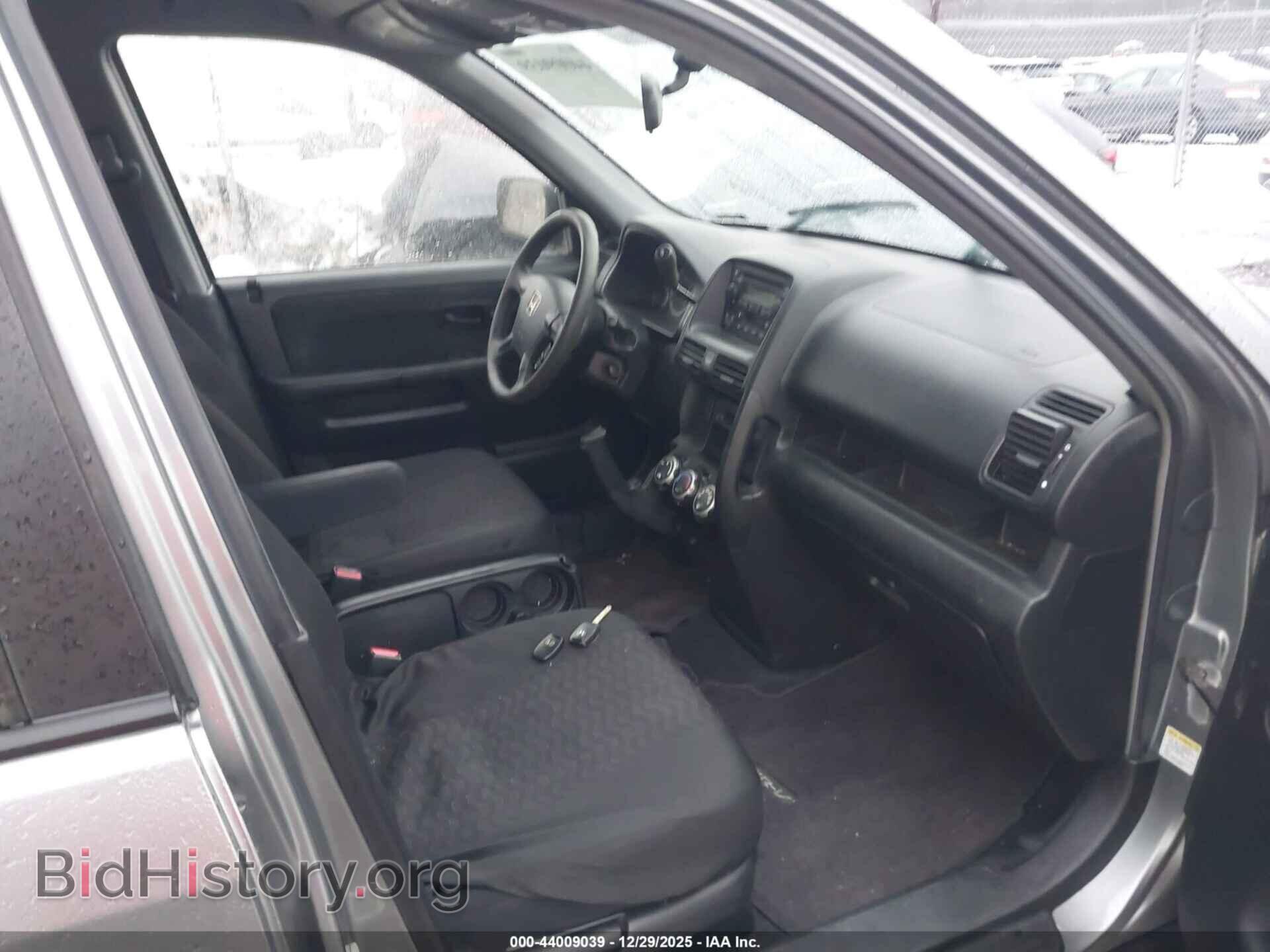 2005 HONDA CR-V - VIN: JHLRD78535C047746 - Фото 5