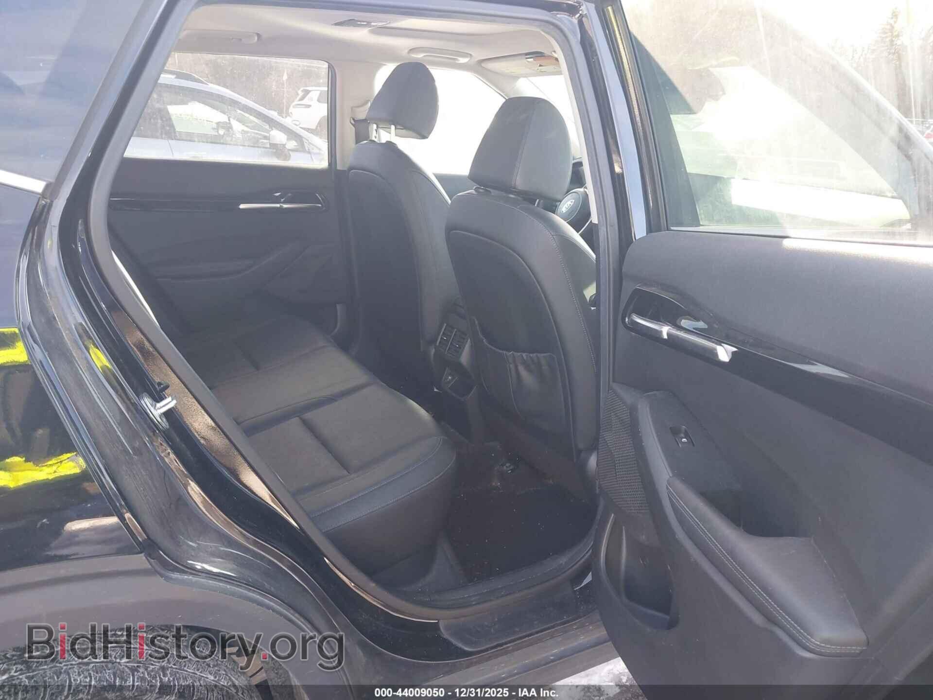 2021 KIA SELTOS - VIN: KNDERCAA3M7078600 - Фото 8