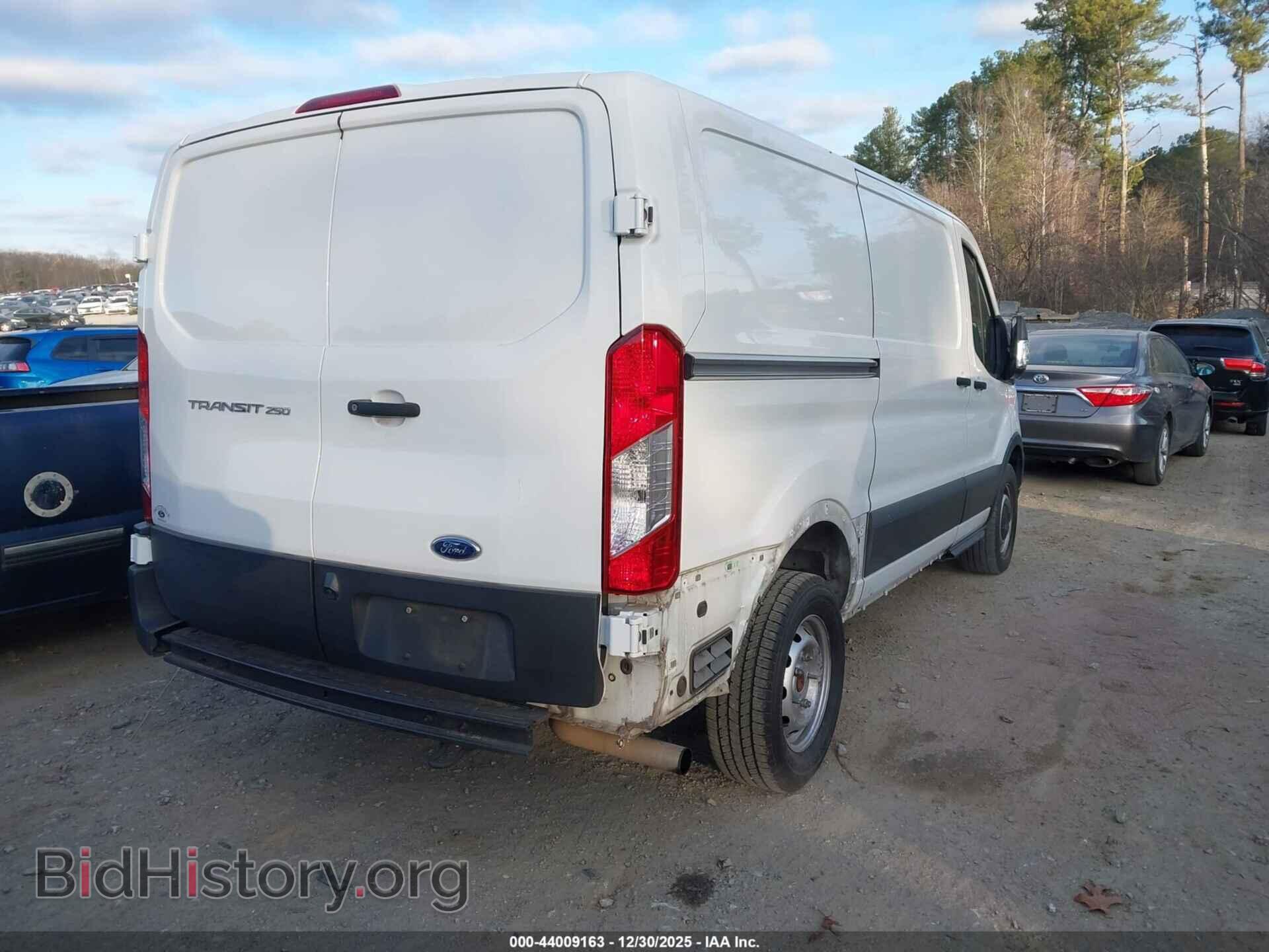 2022 FORD TRANSIT-250 - VIN: 1FTBR1Y84NKA56369 - Фото 4