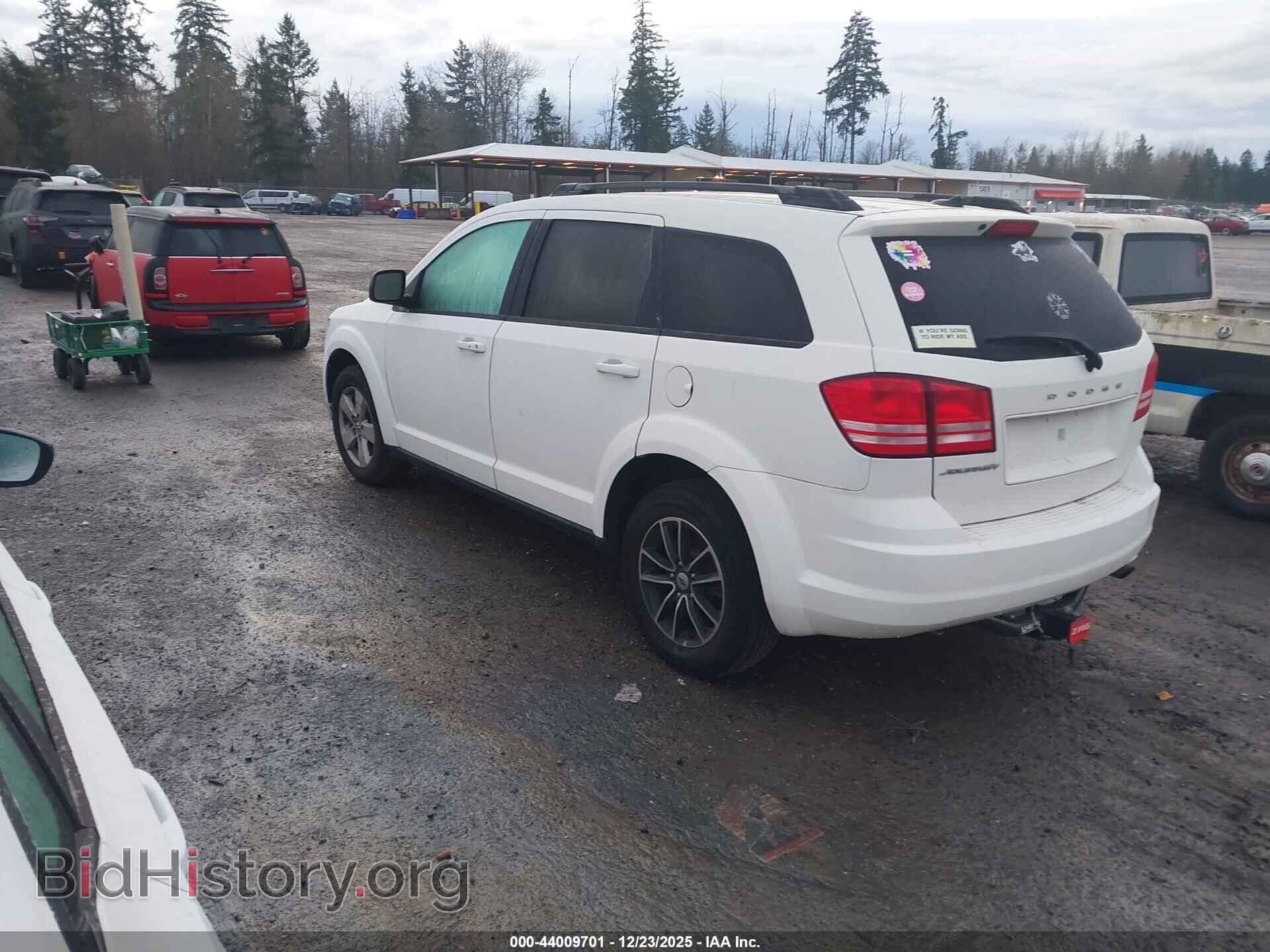 2018 DODGE JOURNEY - VIN: 3C4PDCAB5JT381871 - Фото 3