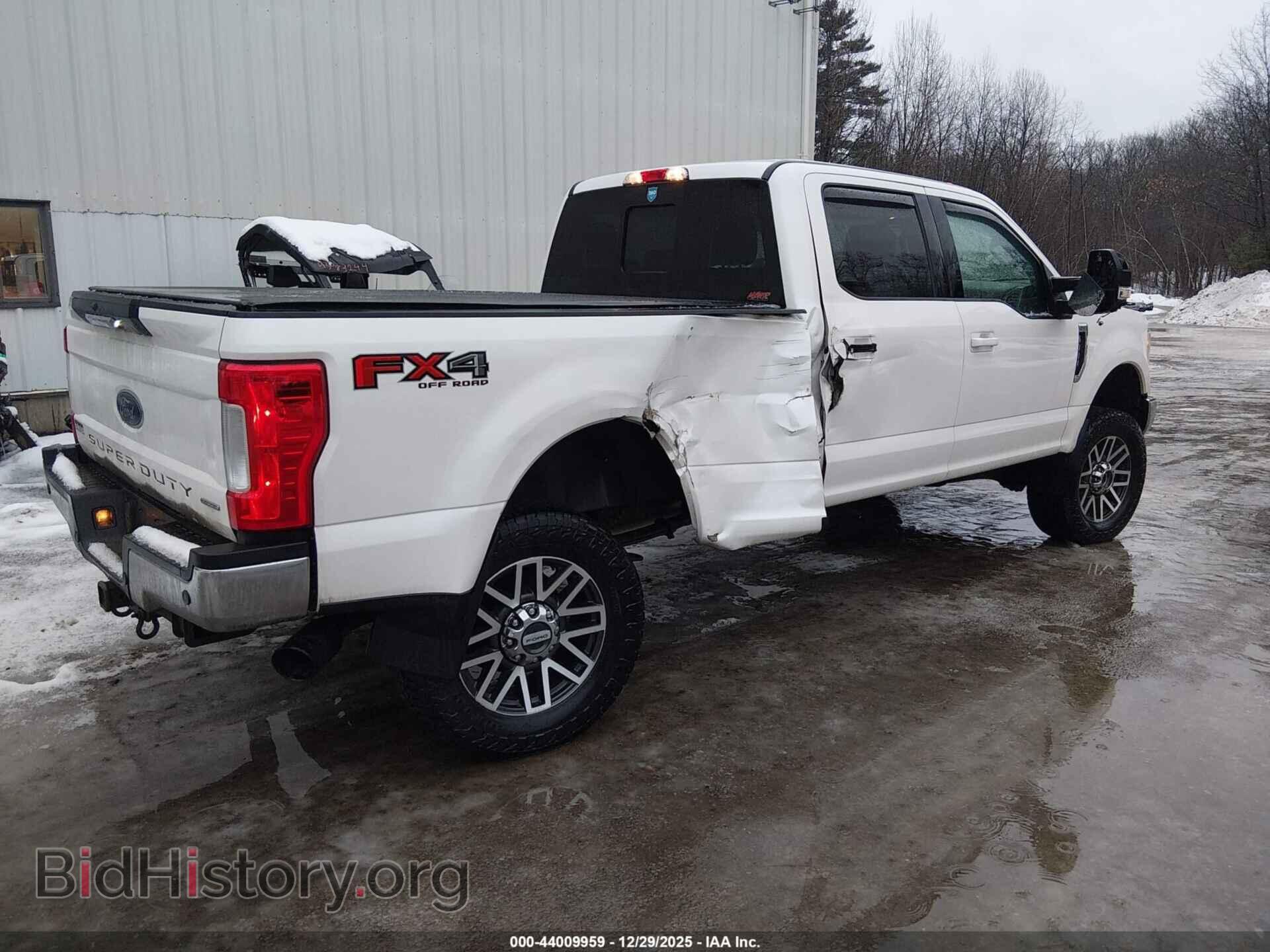 2017 FORD F-250 - VIN: 1FT7W2B65HEF04083 - Фото 4