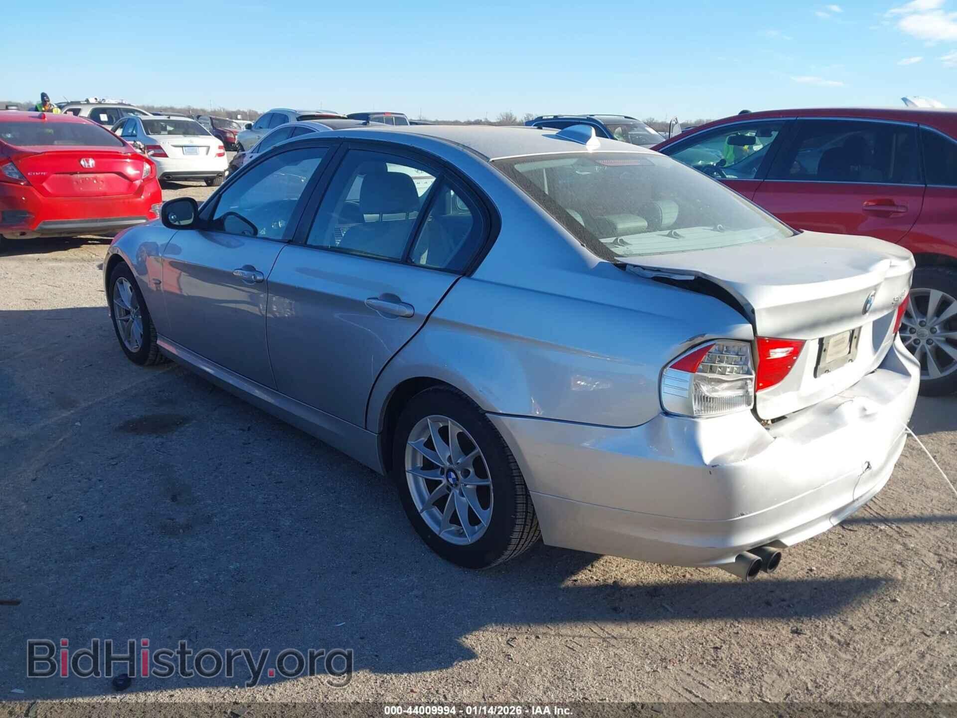2010 BMW 328I - VIN: WBAPH7C54AE129836 - Фото 3