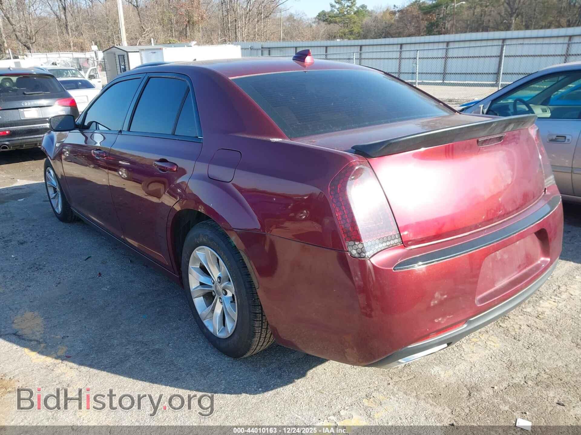2015 CHRYSLER 300 - VIN: 2C3CCAAG0FH803227 - Фото 3