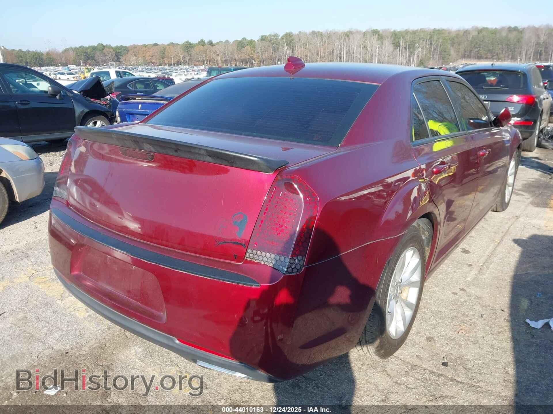 2015 CHRYSLER 300 - VIN: 2C3CCAAG0FH803227 - Фото 4