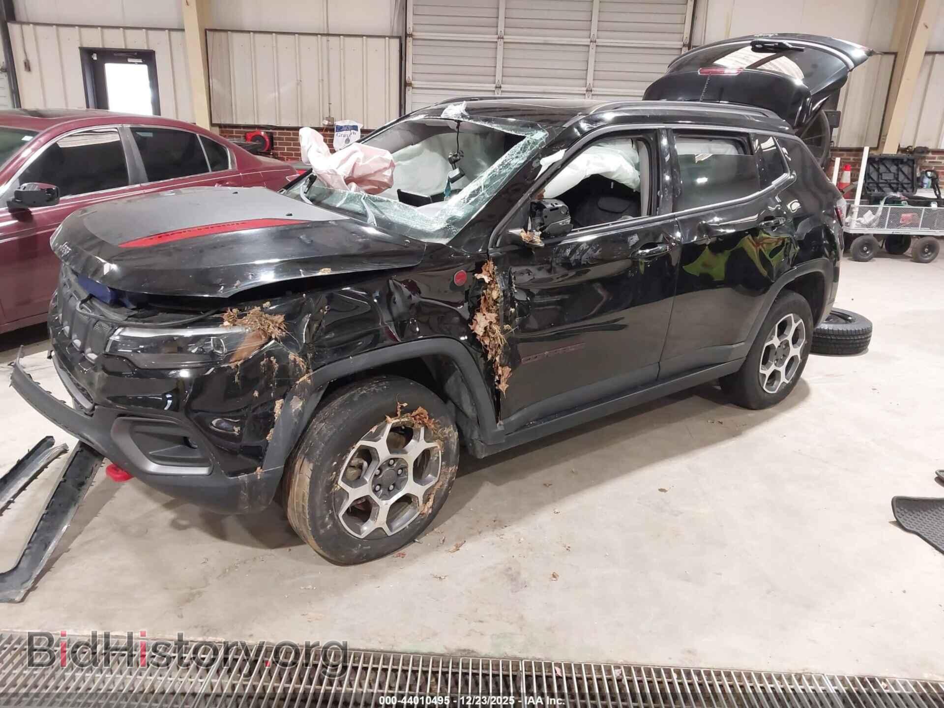 2022 JEEP COMPASS - VIN: 3C4NJDDB9NT157896 - Фото 2