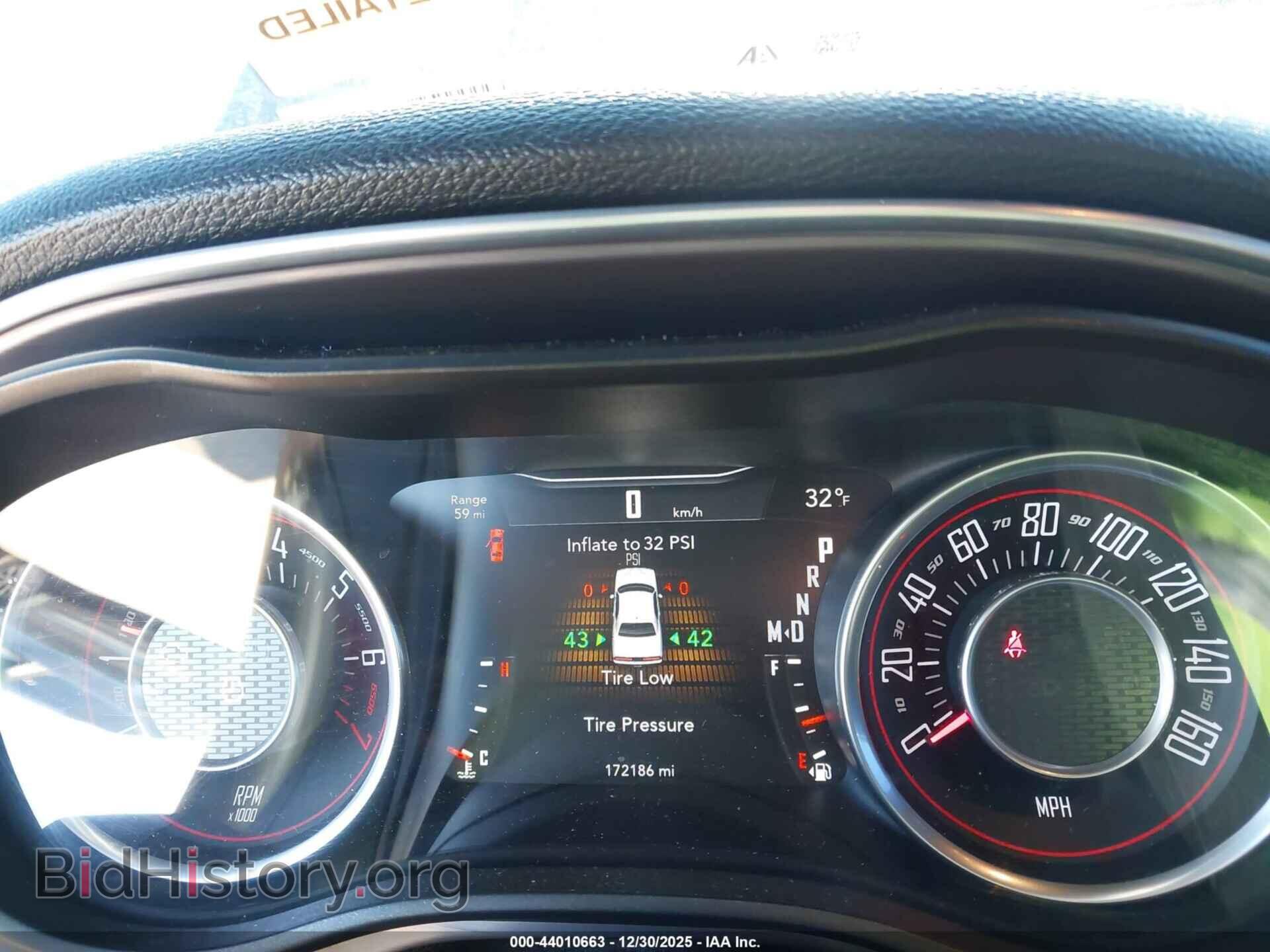 2016 DODGE CHALLENGER - VIN: 2C3CDZAG5GH200769 - Фото 7