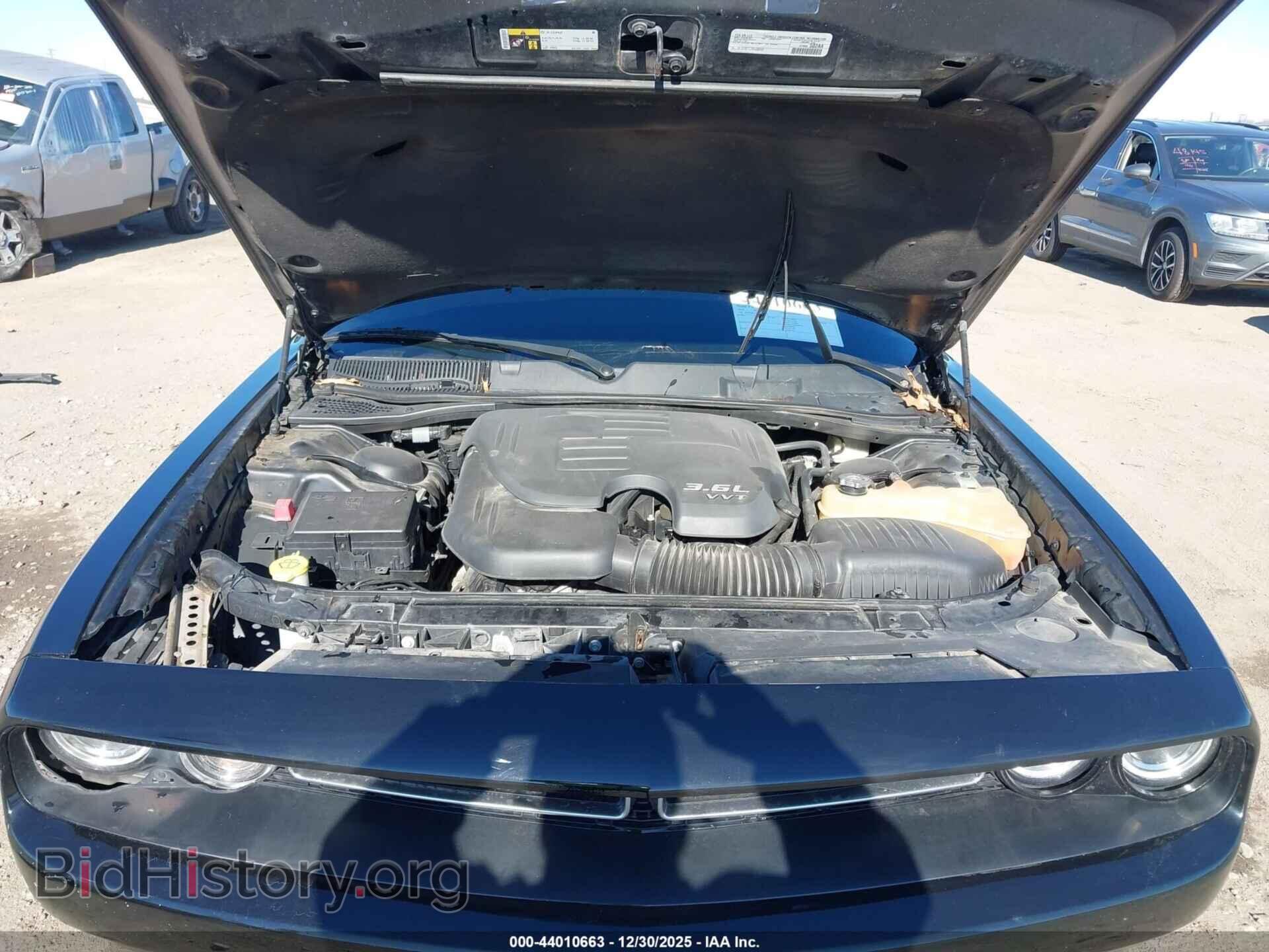 2016 DODGE CHALLENGER - VIN: 2C3CDZAG5GH200769 - Фото 10
