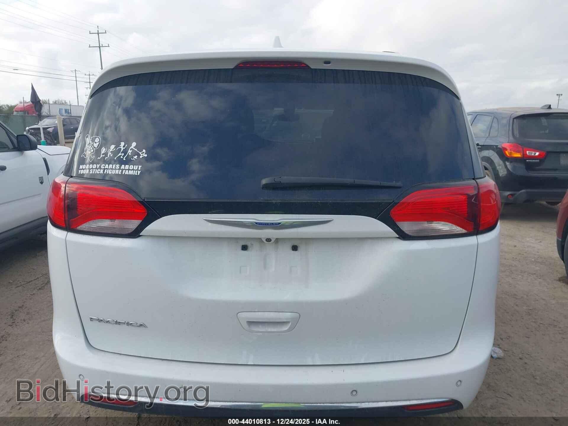 2019 CHRYSLER PACIFICA - VIN: 2C4RC1BG7KR608993 - Photo 16