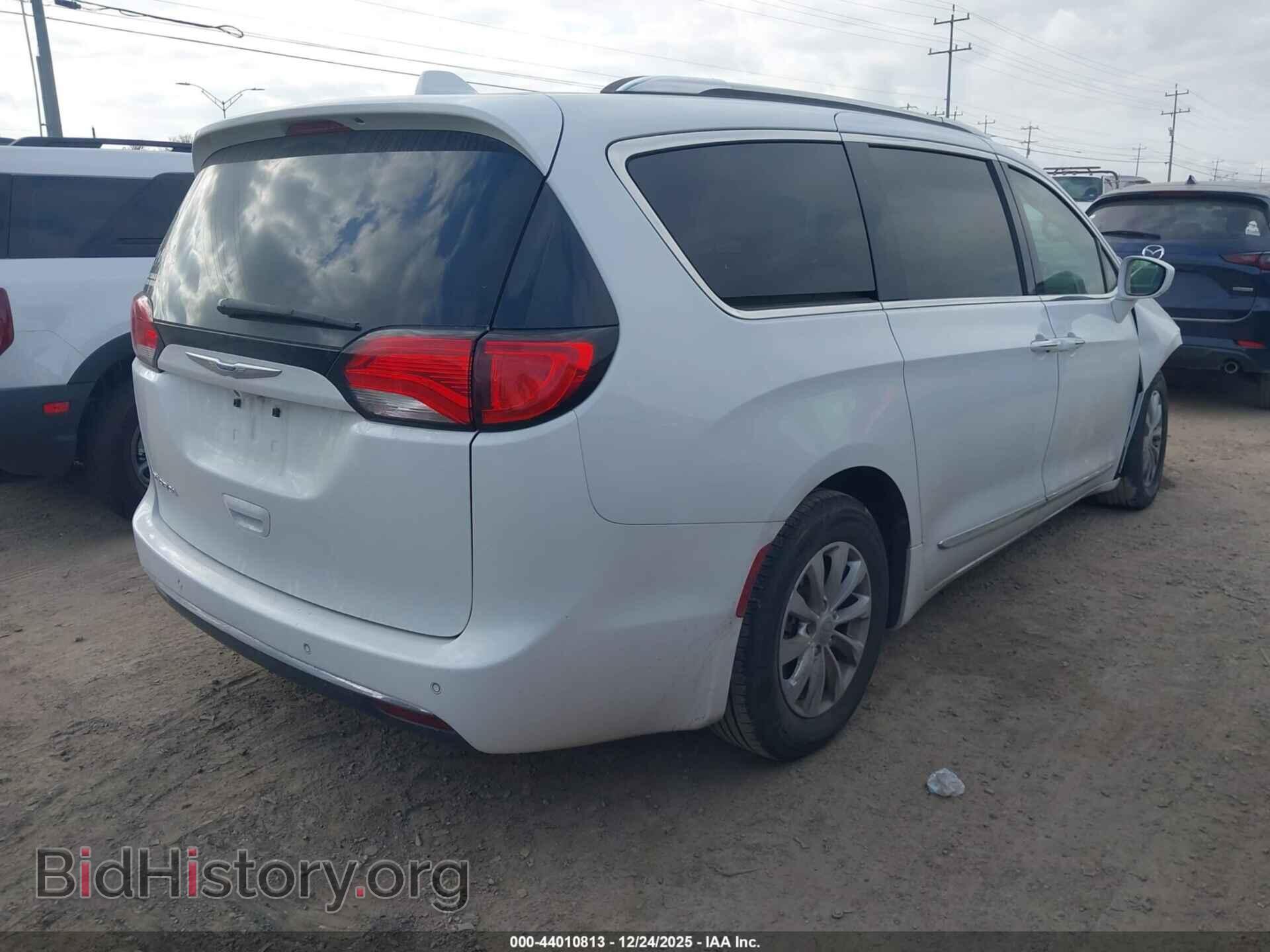 2019 CHRYSLER PACIFICA - VIN: 2C4RC1BG7KR608993 - Photo 4