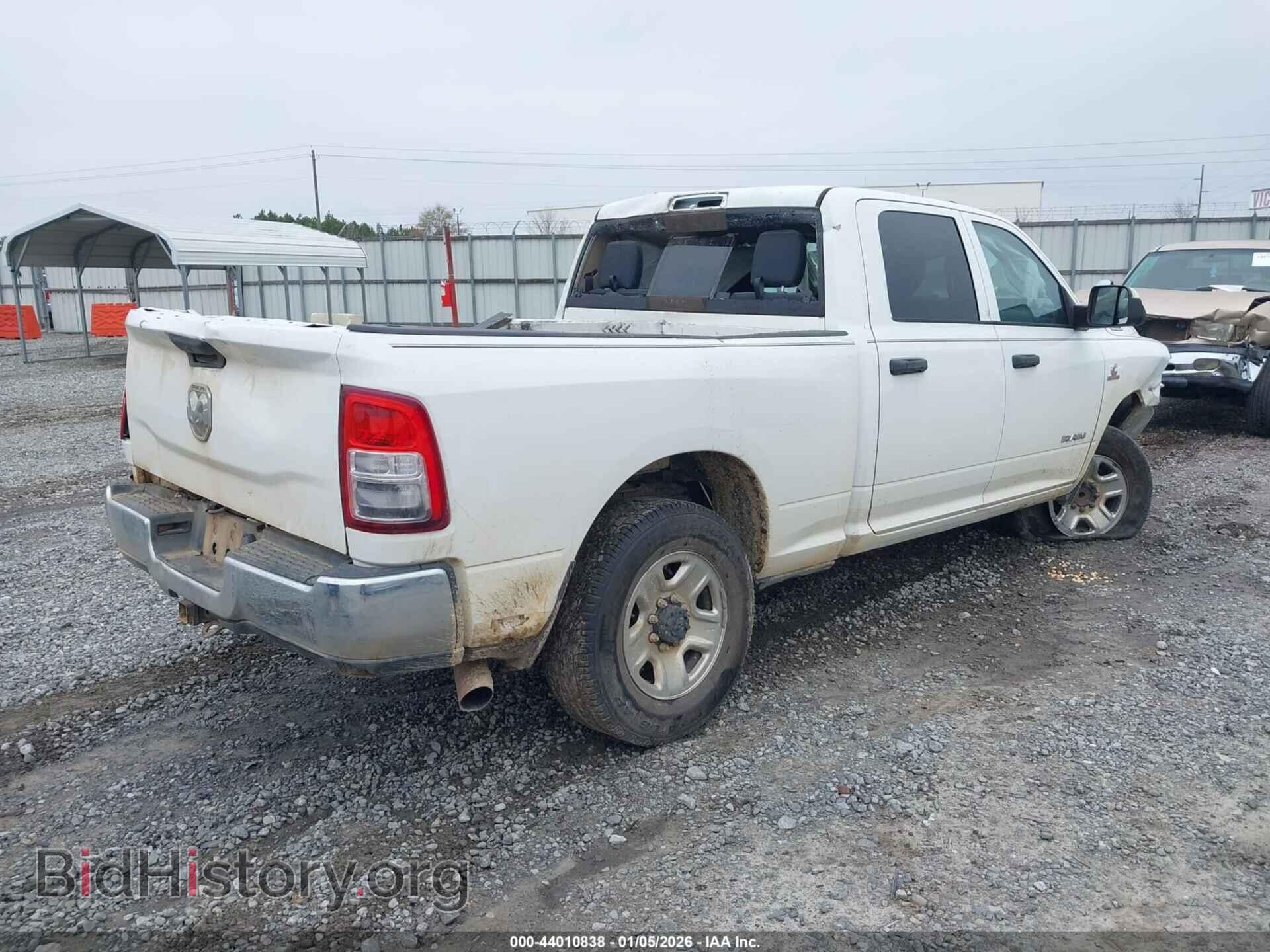 2019 RAM 2500 - VIN: 3C6UR4CL3KG561111 - Фото 4