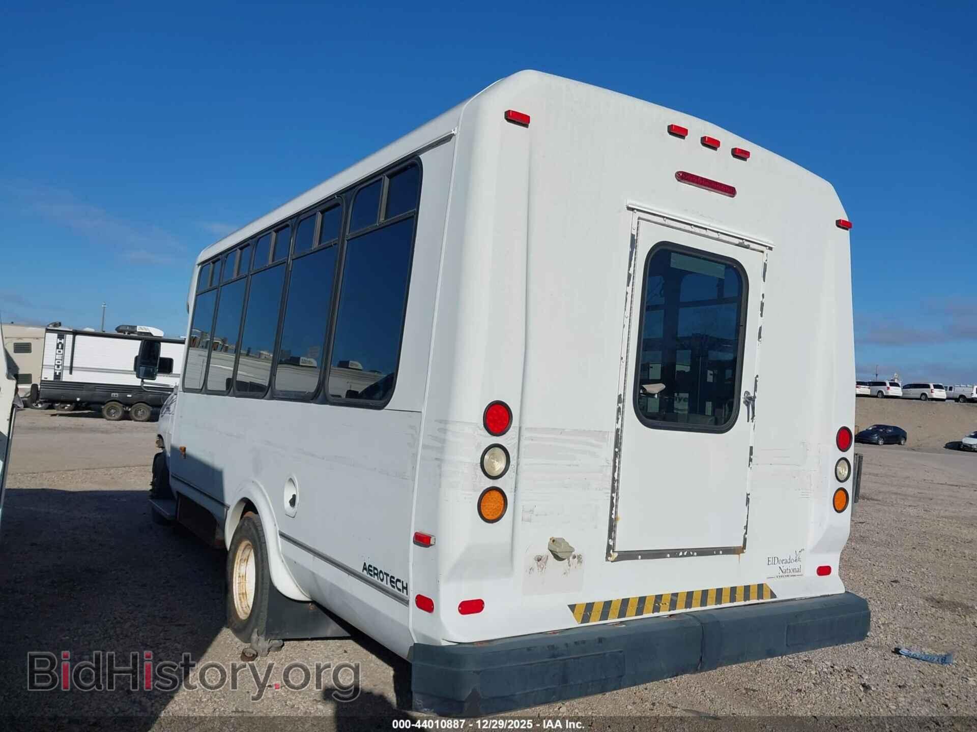 2006 FORD E-450 CUTAWAY - VIN: 1FDXE45P96HB33083 - Фото 3