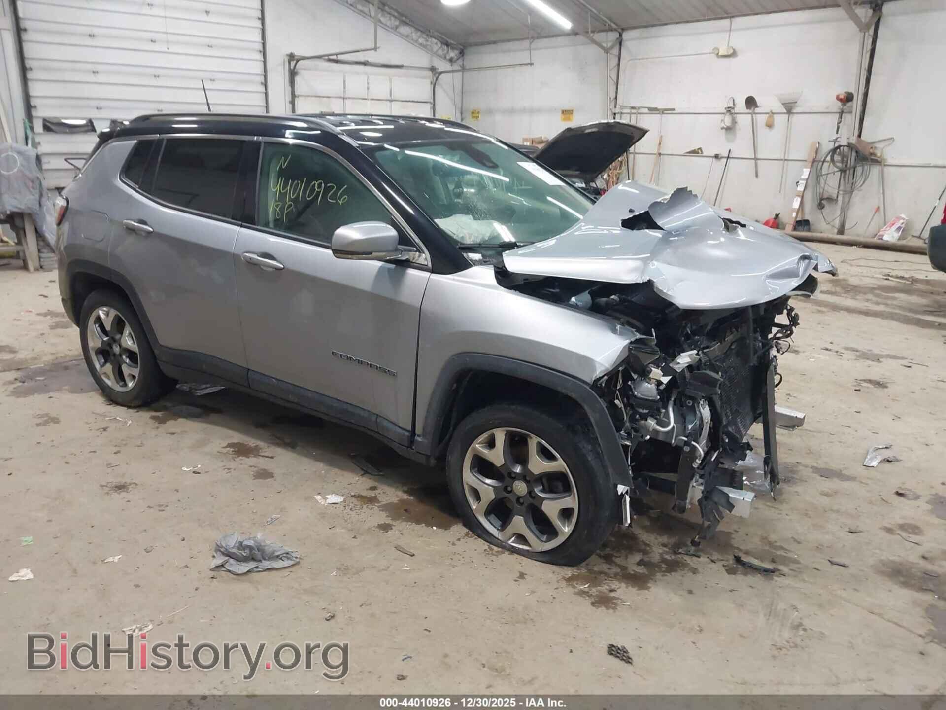 Фотография 3C4NJDCB8JT463550 - JEEP COMPASS 2018