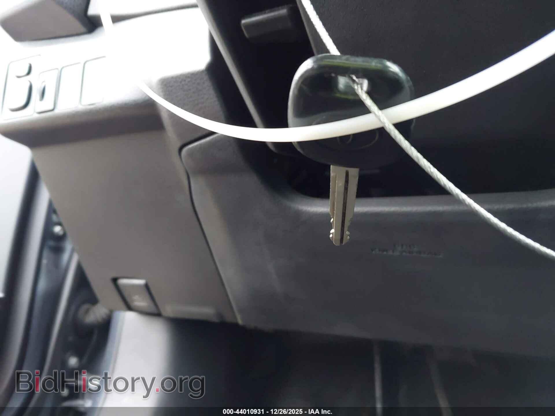 2015 TOYOTA COROLLA - VIN: 2T1BURHE7FC398436 - Фото 11