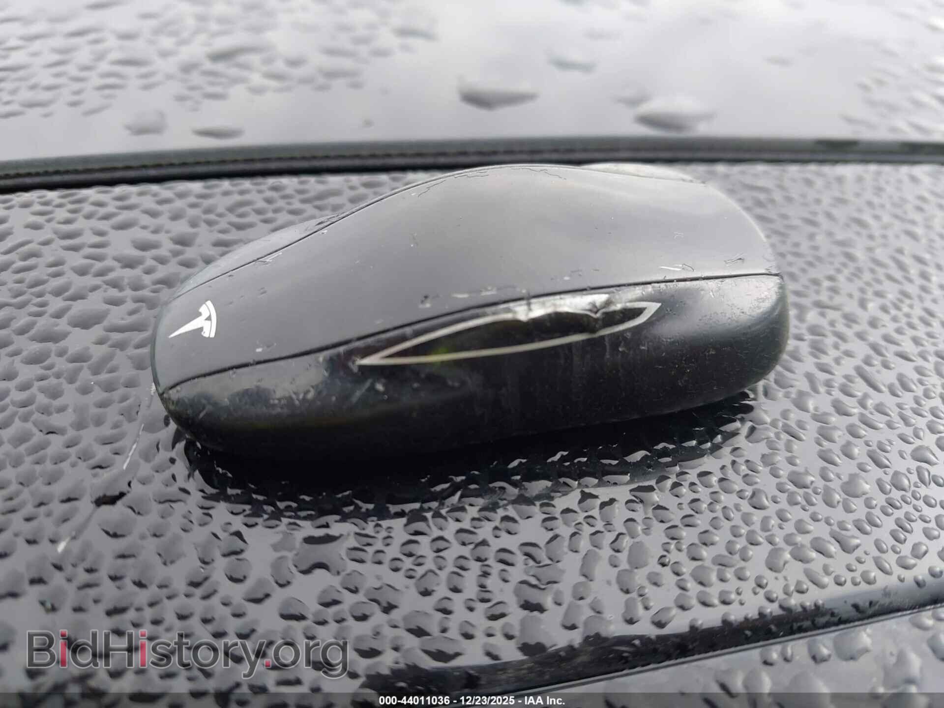 2014 TESLA MODEL S - VIN: 5YJSA1H17EFP48892 - Photo 11