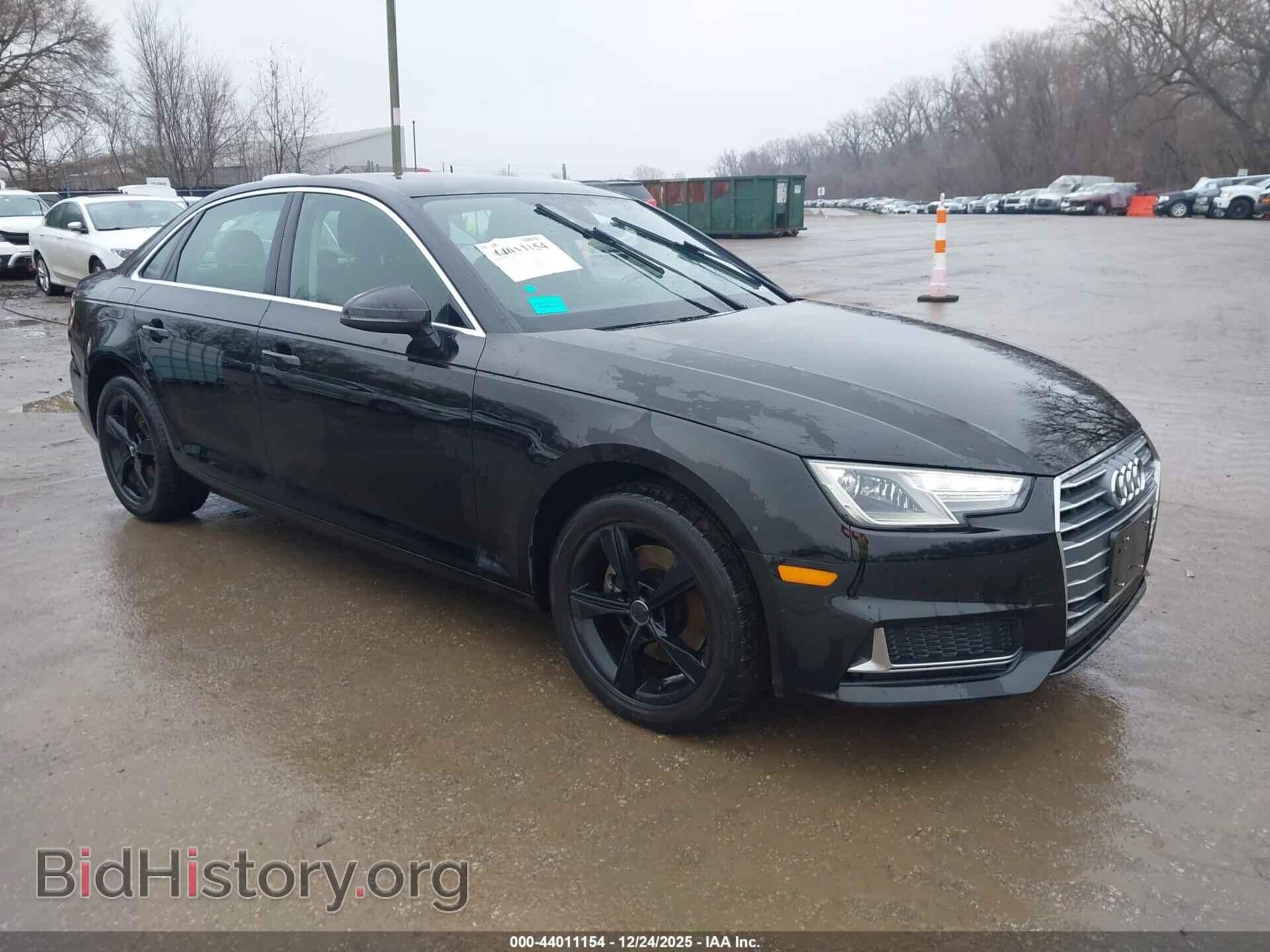 Photo WAUGMAF42KN011345 - AUDI A4 2019
