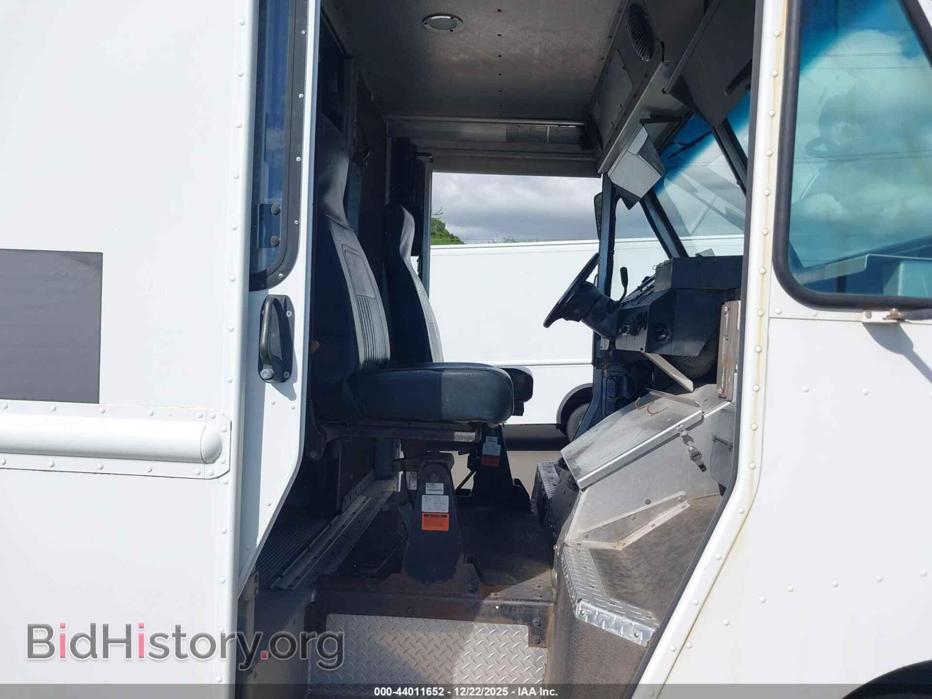 2014 FORD E-350 STRIPPED - VIN: 1FC3E3KL5EDB11019 - Photo 6