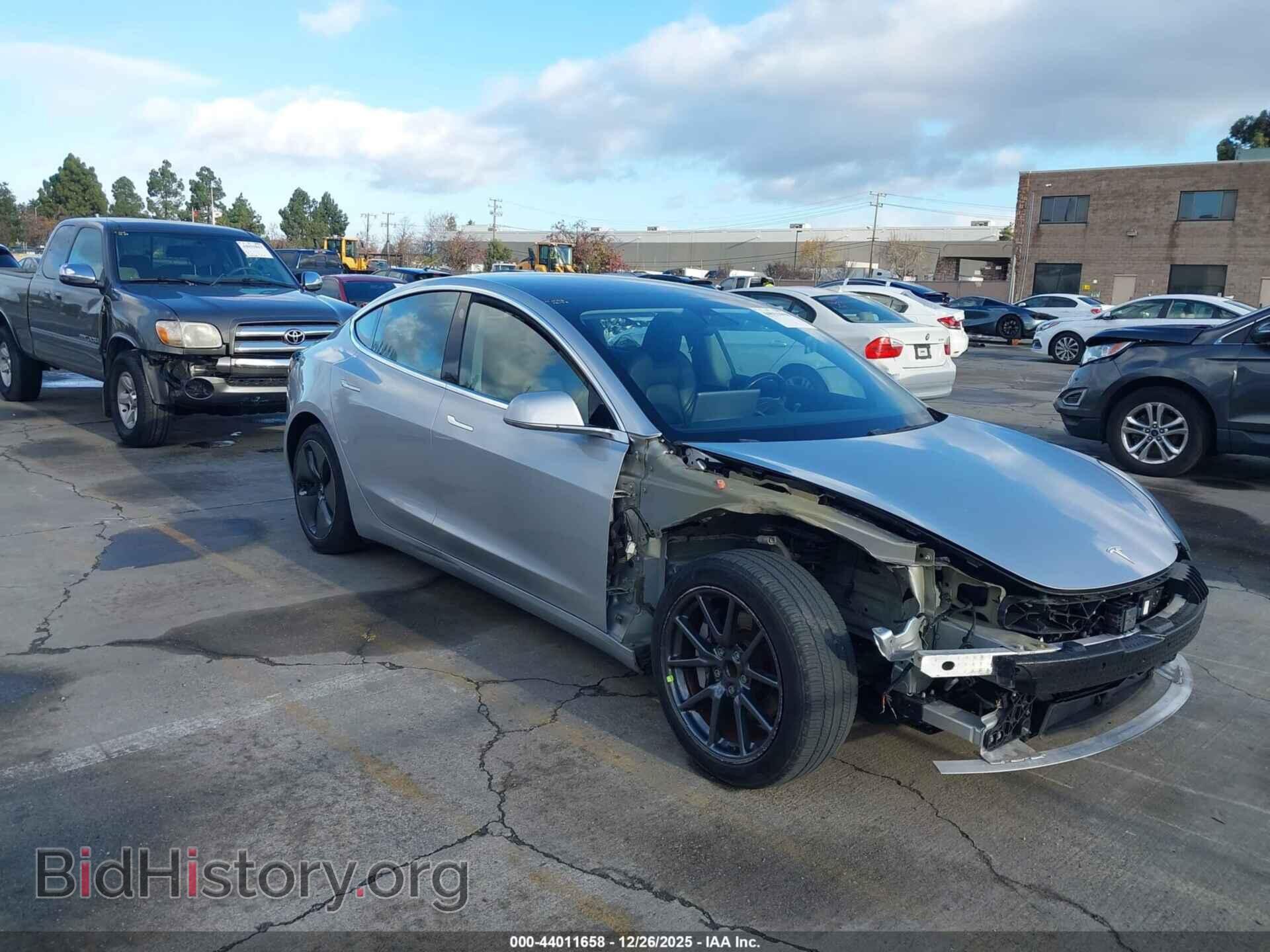 Photo 5YJ3E1EA4JF043037 - TESLA MODEL 3 2018