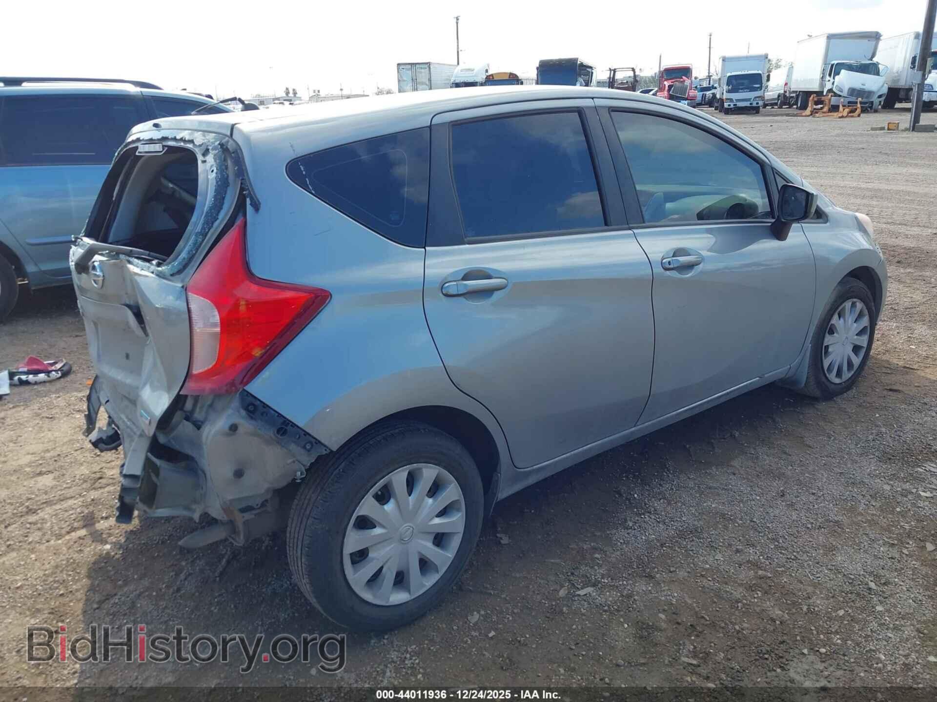 2015 NISSAN VERSA NOTE - VIN: 3N1CE2CP2FL444546 - Фото 4