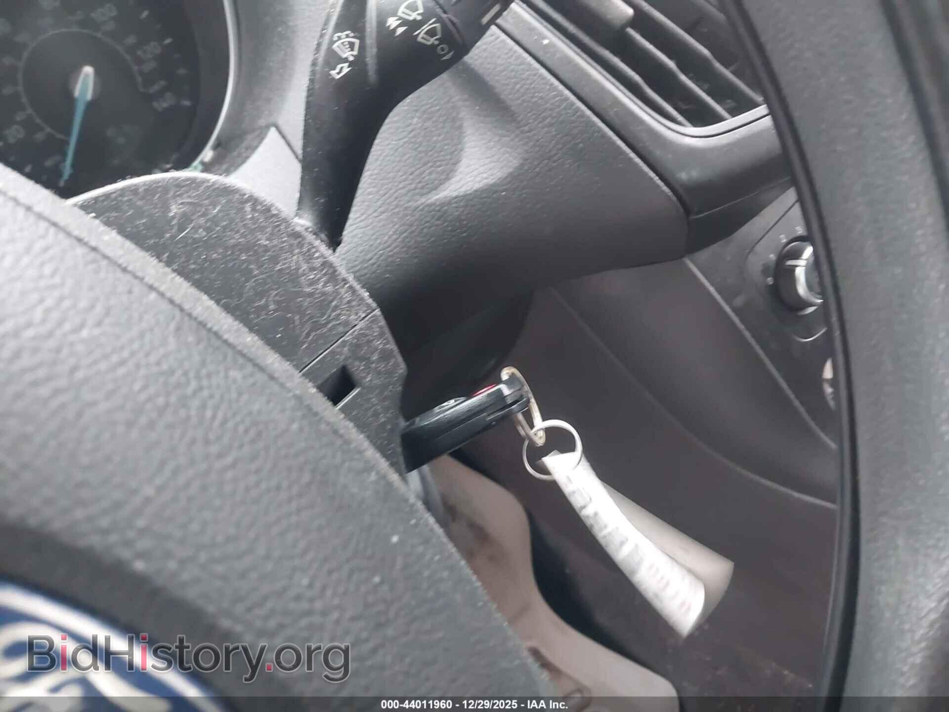 2016 FORD FOCUS - VIN: 1FADP3F25GL384959 - Фото 11