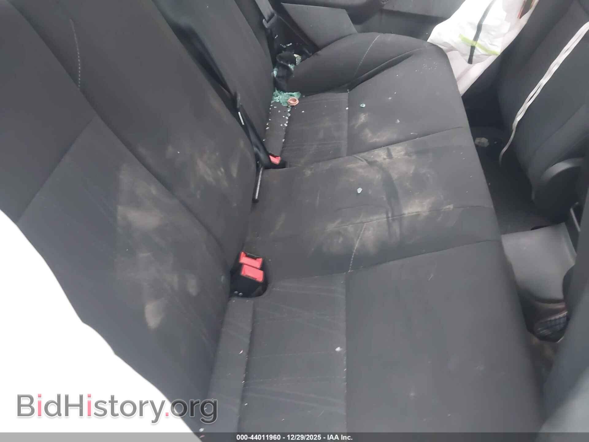 2016 FORD FOCUS - VIN: 1FADP3F25GL384959 - Фото 8