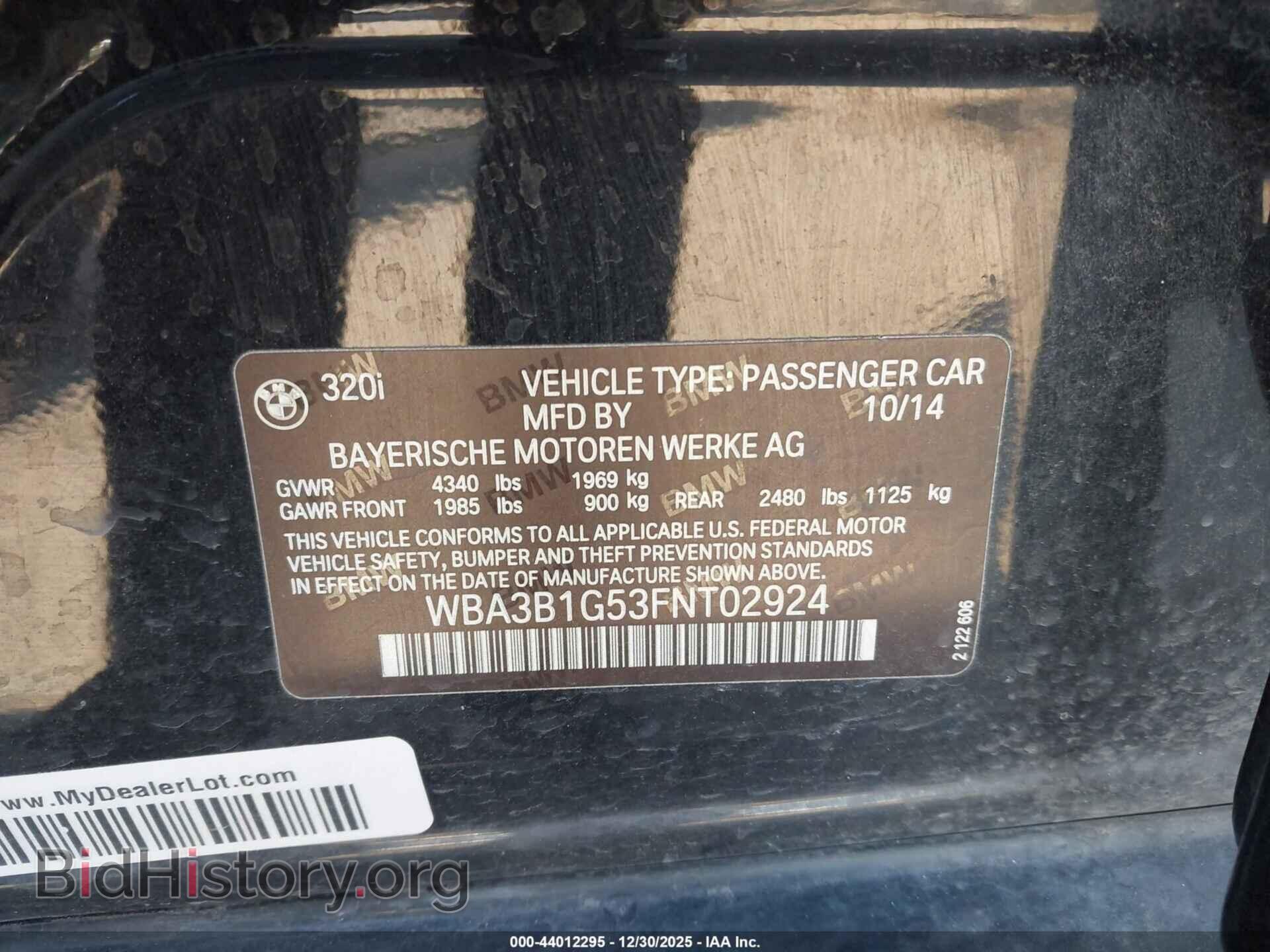 2015 BMW 320I - VIN: WBA3B1G53FNT02924 - Фото 9
