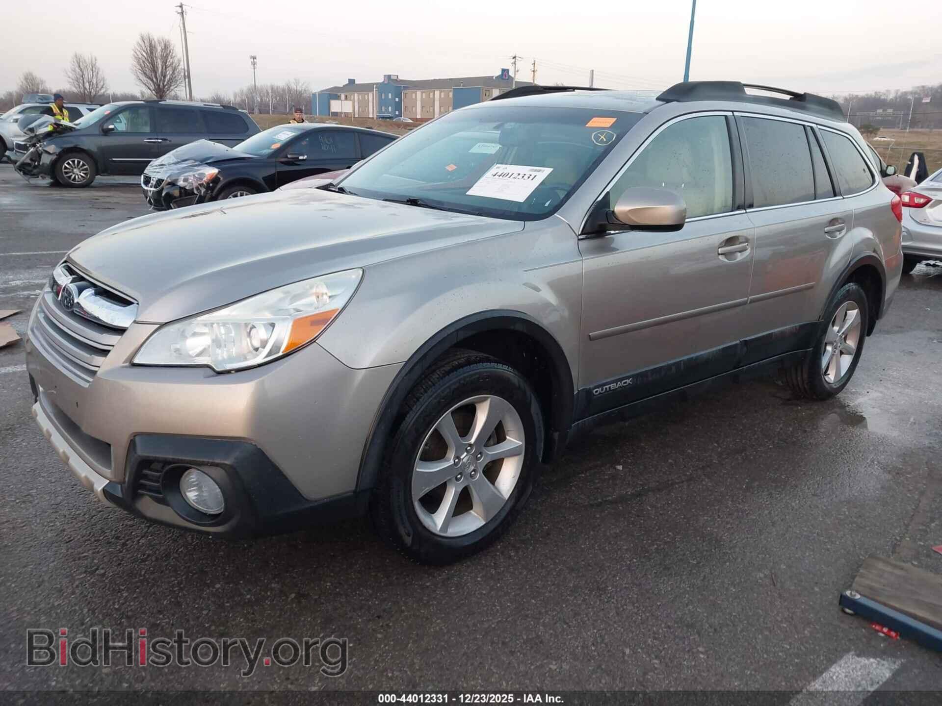 2014 SUBARU OUTBACK - VIN: 4S4BRCLC2E3257538 - Фото 2