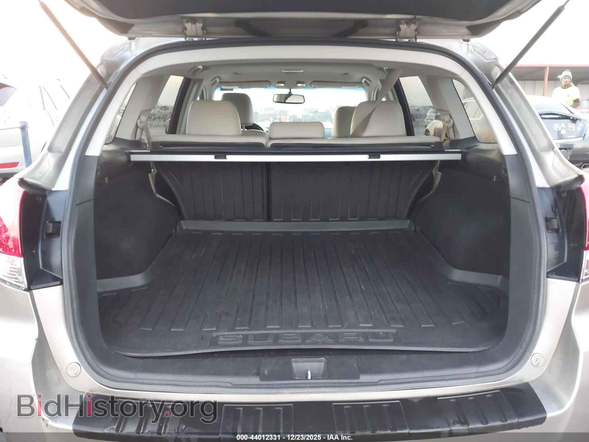 2014 SUBARU OUTBACK - VIN: 4S4BRCLC2E3257538 - Фото 17