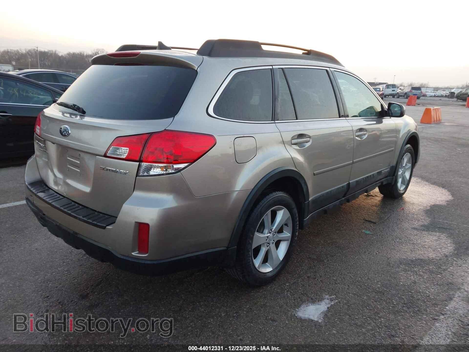 2014 SUBARU OUTBACK - VIN: 4S4BRCLC2E3257538 - Фото 4