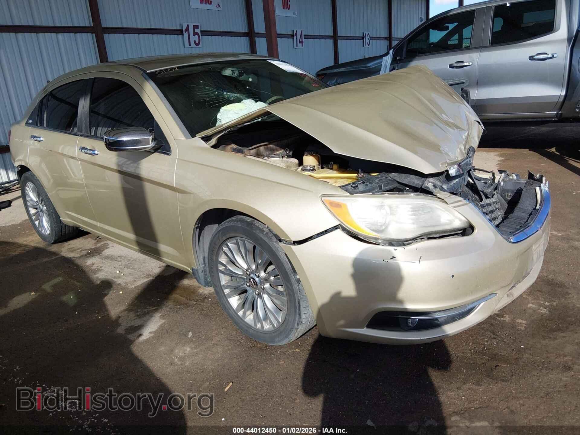 Photo 1C3BC2FG2BN519934 - CHRYSLER 200 2011