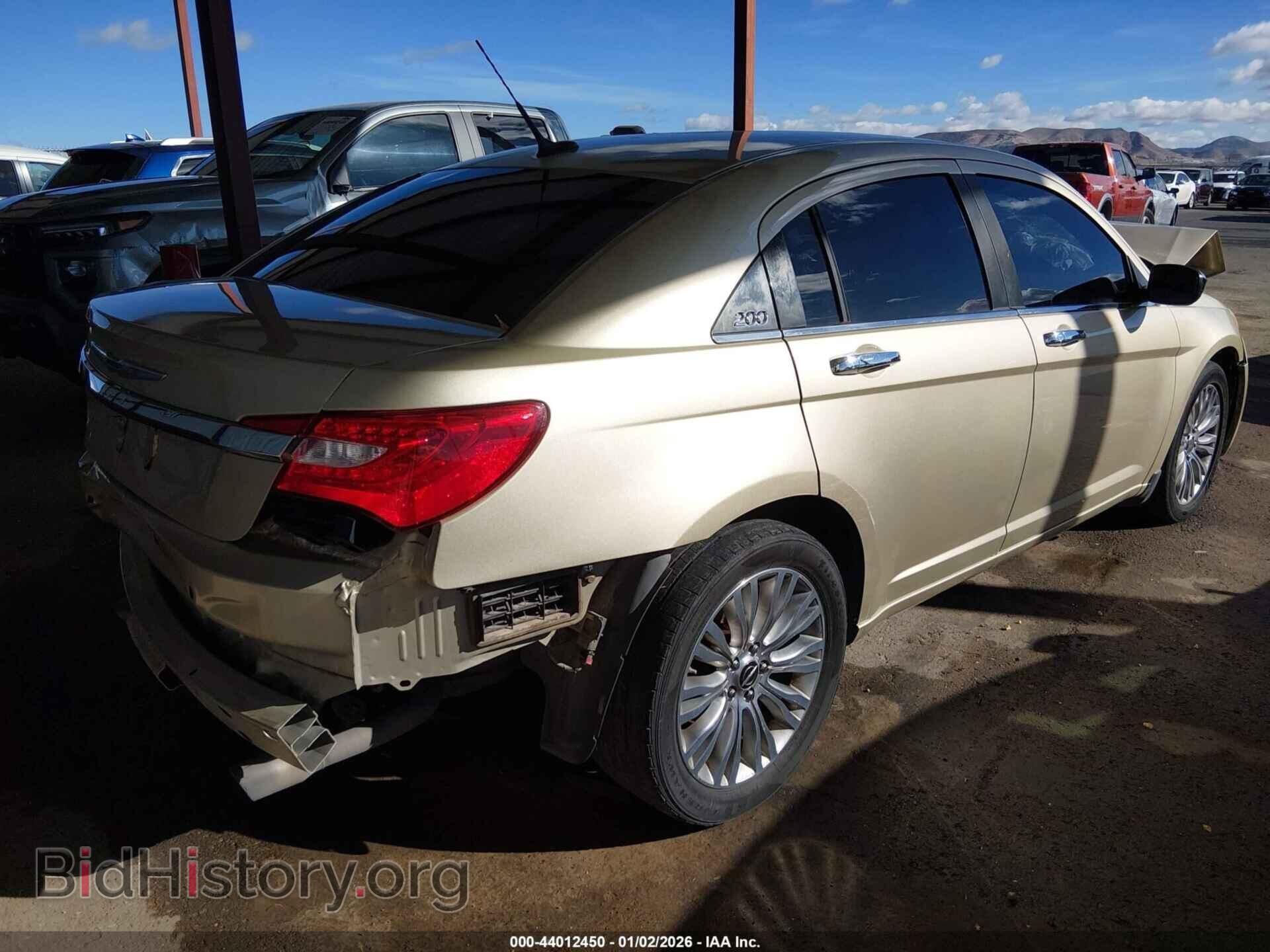 2011 CHRYSLER 200 - VIN: 1C3BC2FG2BN519934 - Фото 4