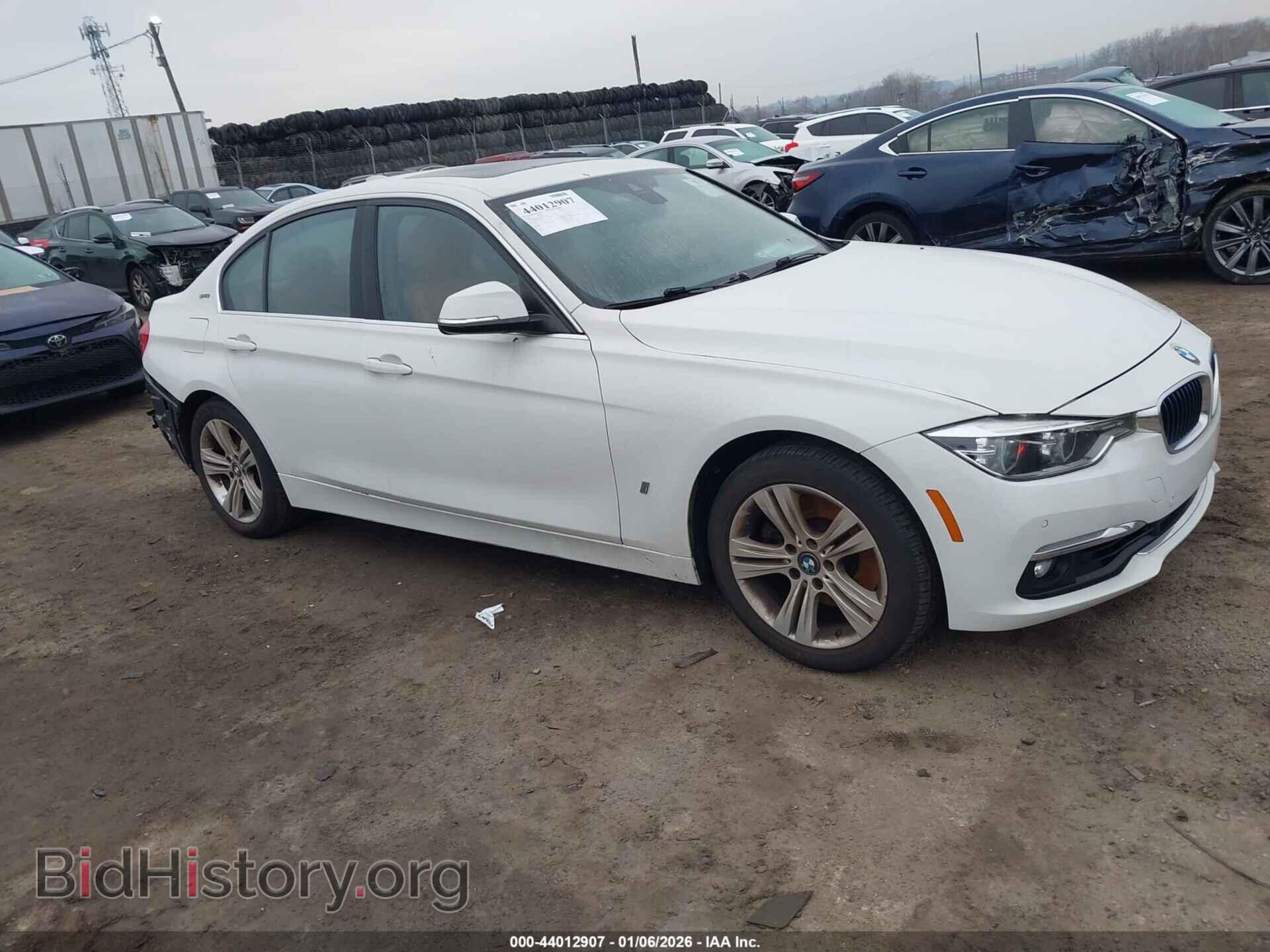 Фотография WBA8E1C50JA178114 - BMW 330E 2018