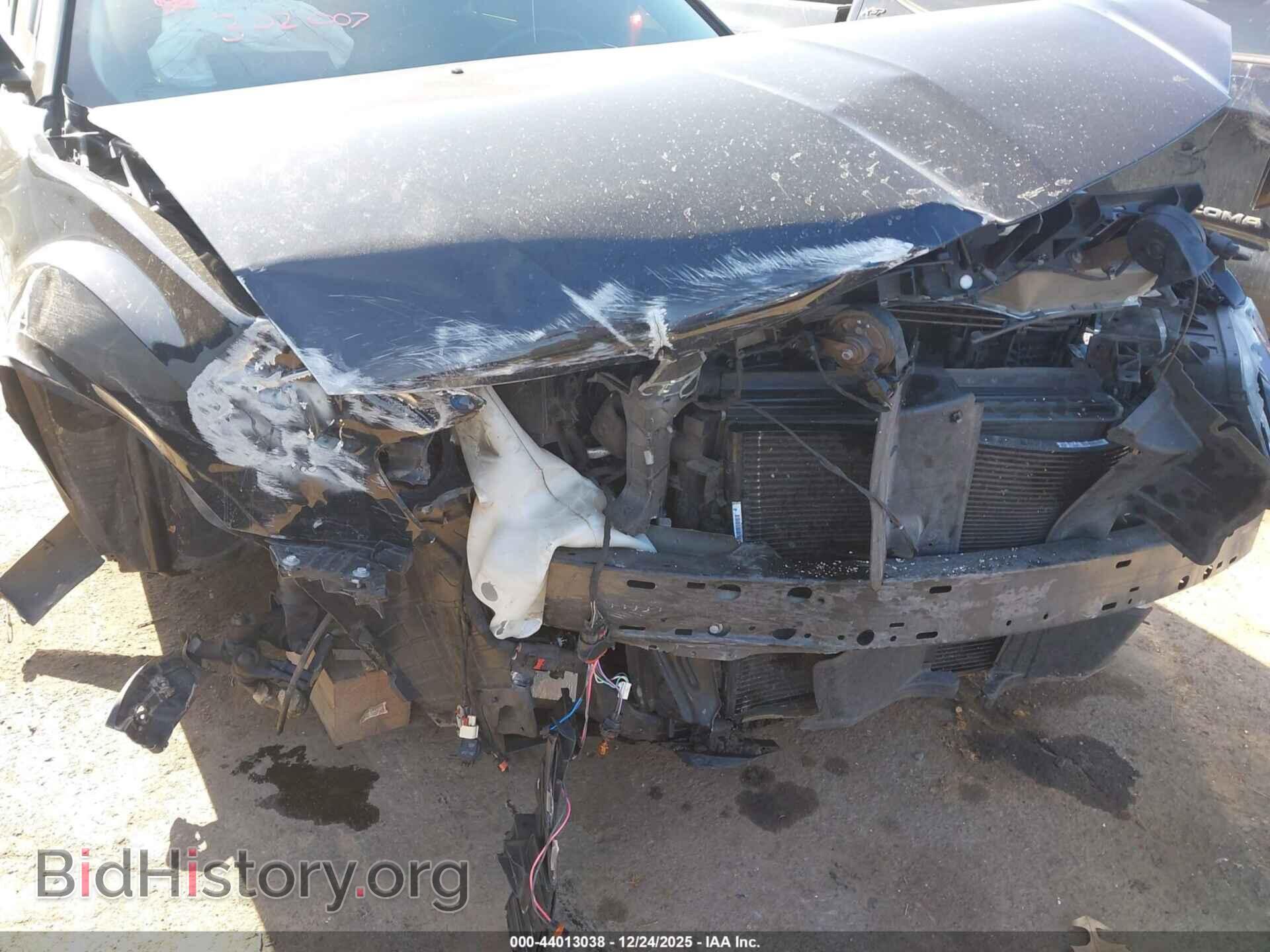2018 CHRYSLER 300 - VIN: 2C3CCAAG0JH302007 - Фото 6