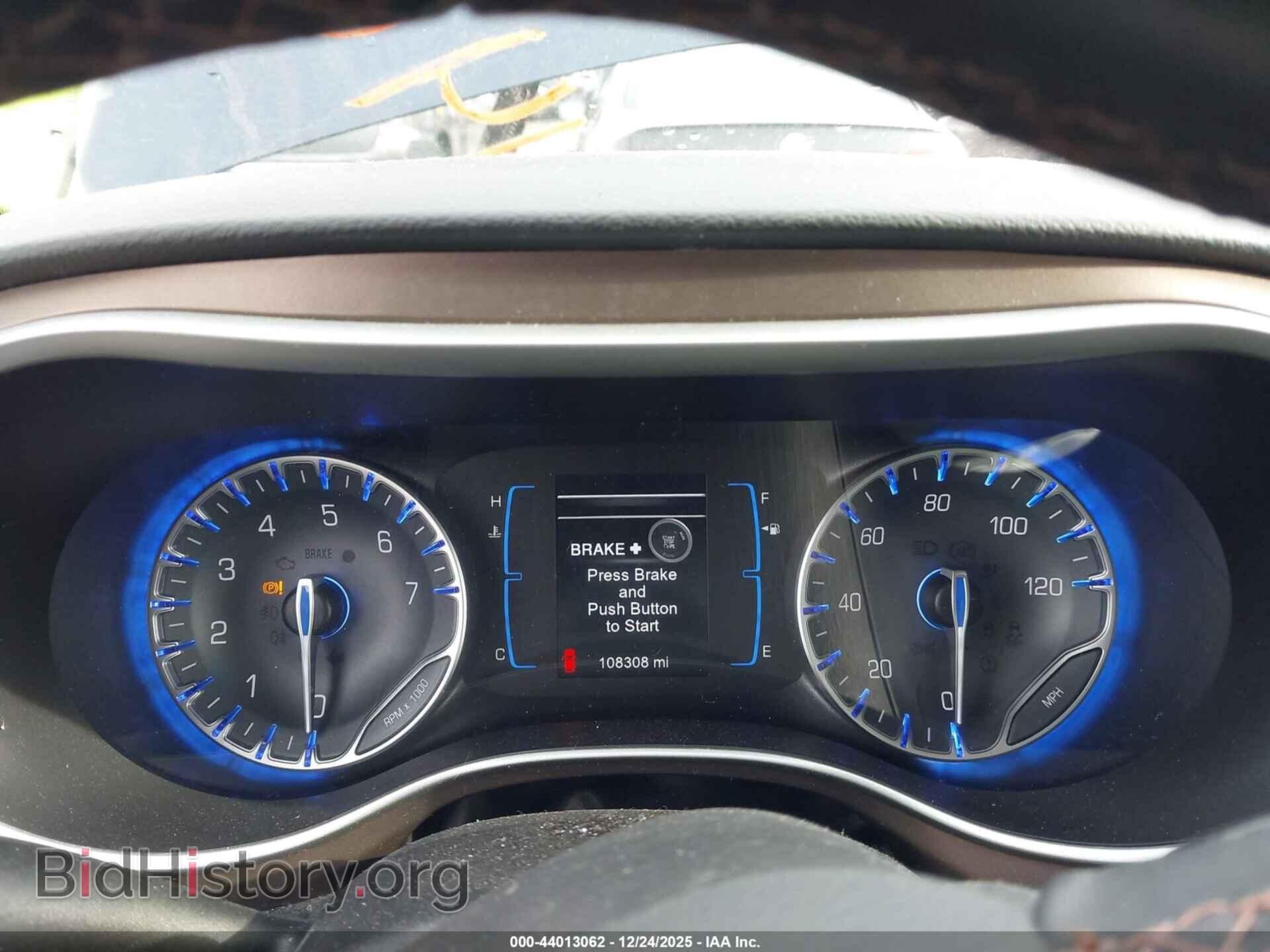 2017 CHRYSLER PACIFICA - VIN: 2C4RC1BG9HR712345 - Фото 7