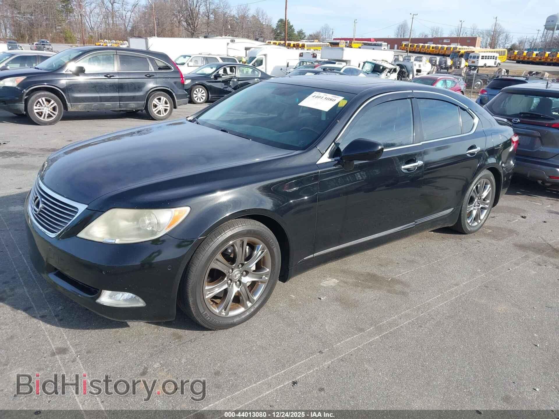 2009 LEXUS LS 460 - VIN: JTHBL46F995086992 - Photo 2
