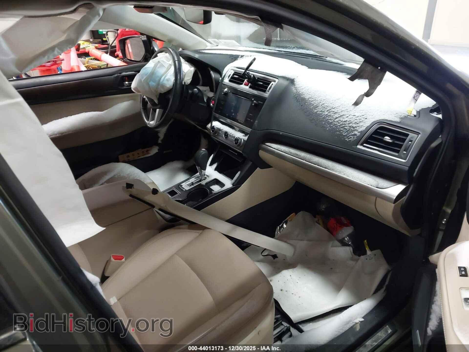 2017 SUBARU OUTBACK - VIN: 4S4BSANCXH3366923 - Фото 5