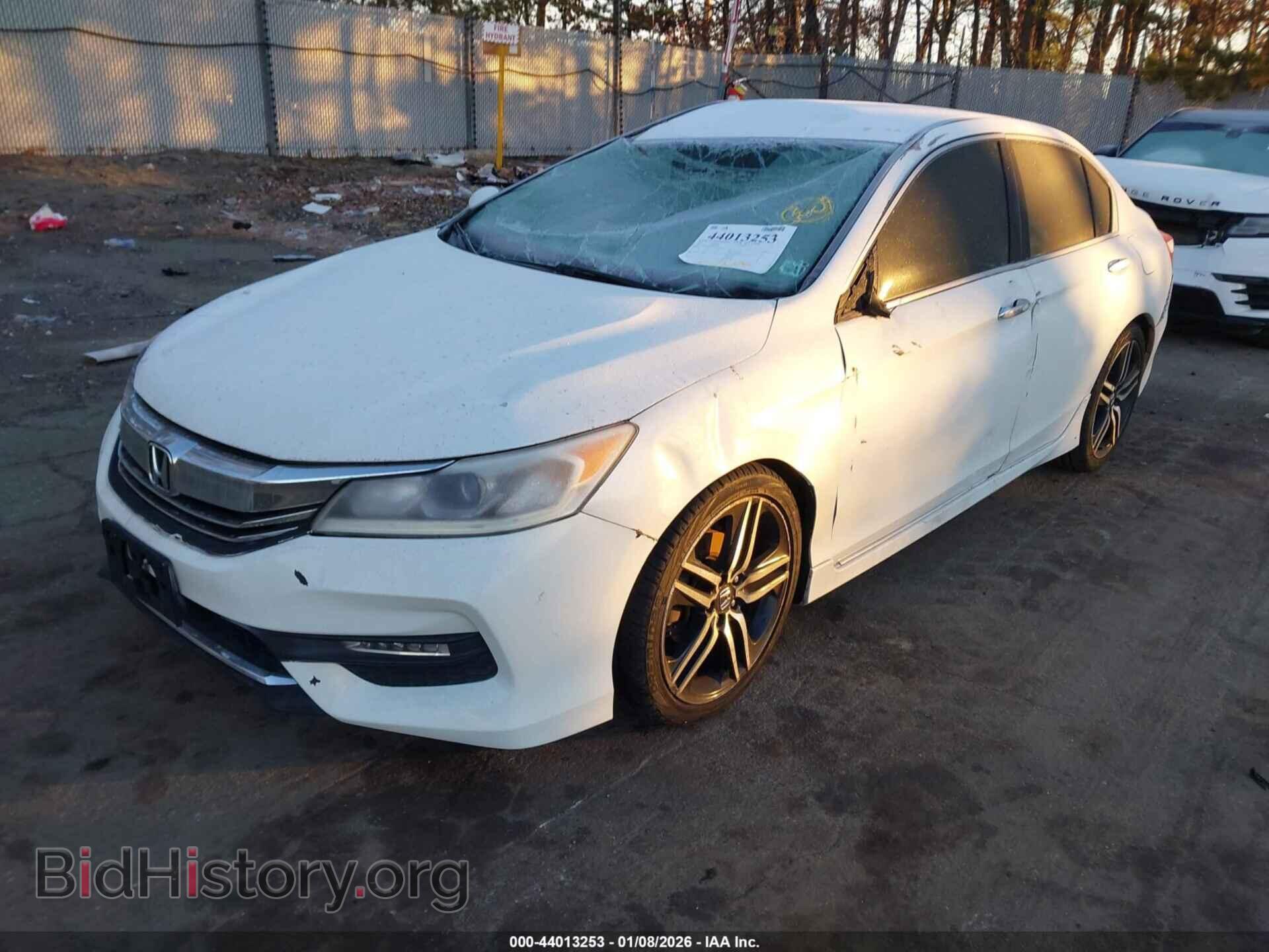 2017 HONDA ACCORD - VIN: 1HGCR2F55HA027607 - Фото 2
