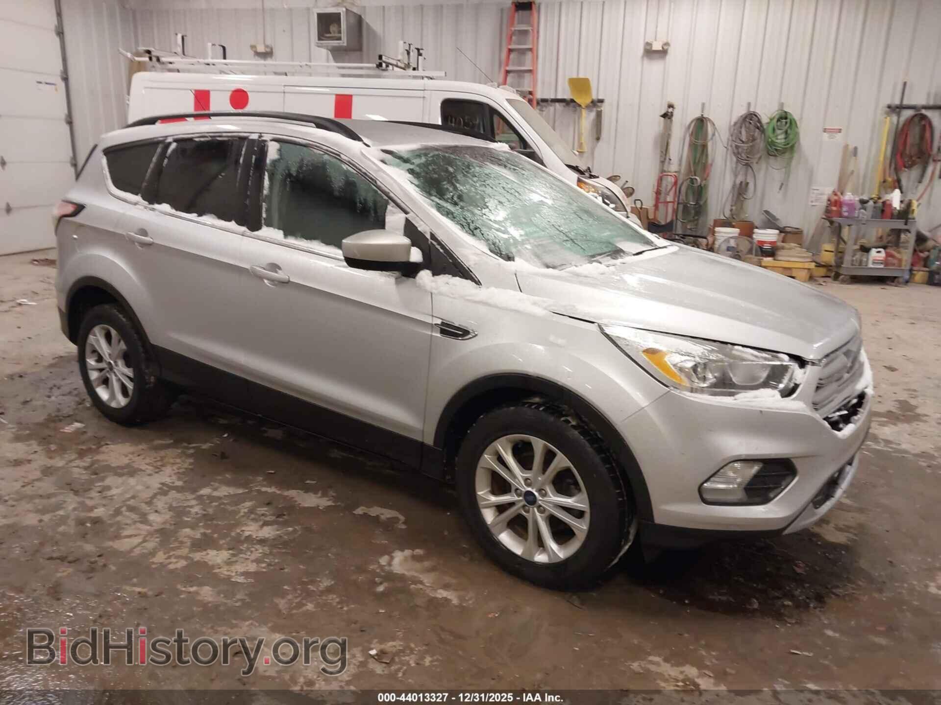 Фотография 1FMCU0GD8HUE59190 - FORD ESCAPE 2017