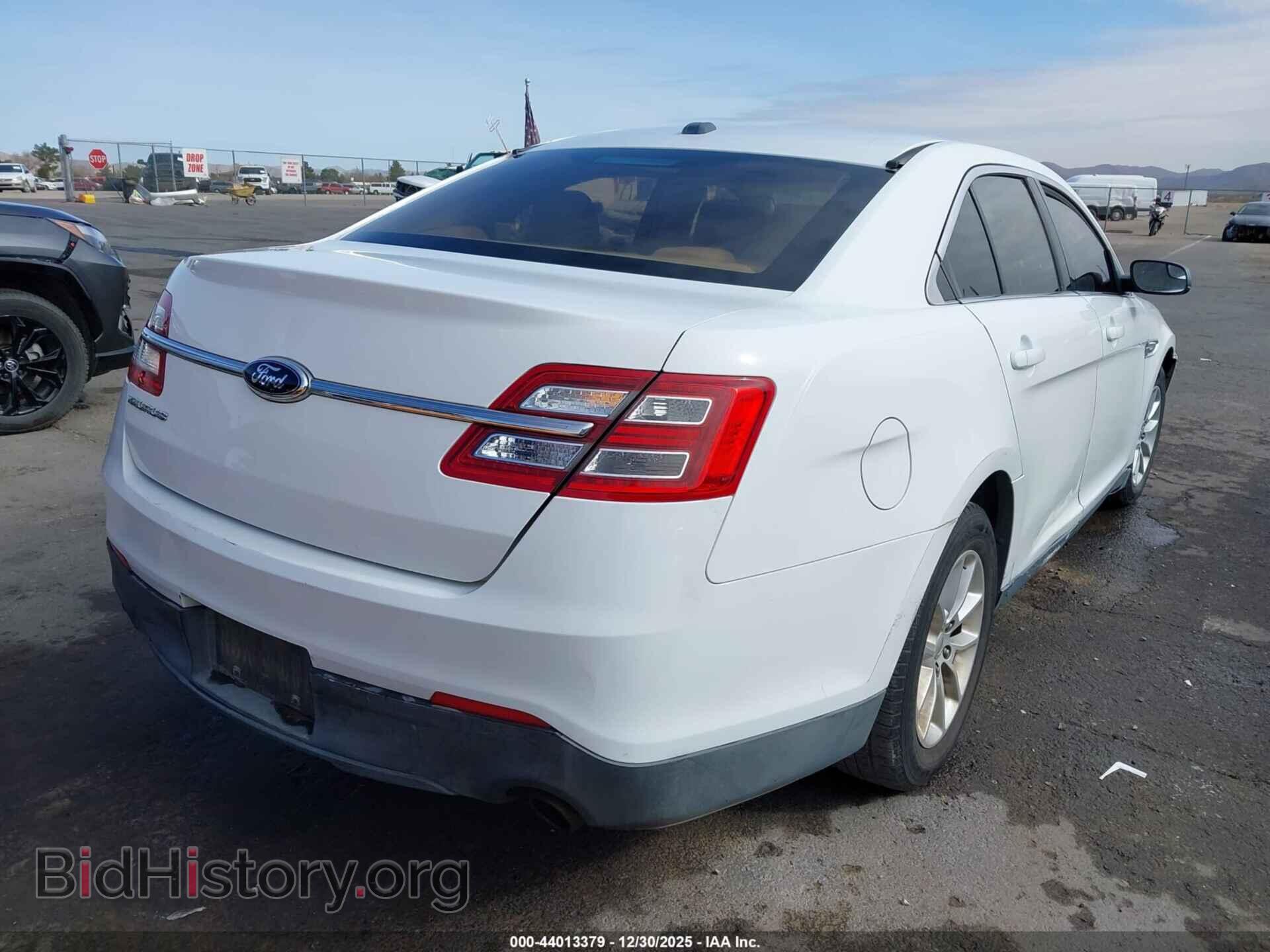 2014 FORD TAURUS - VIN: 1FAHP2D84EG182445 - Фото 4