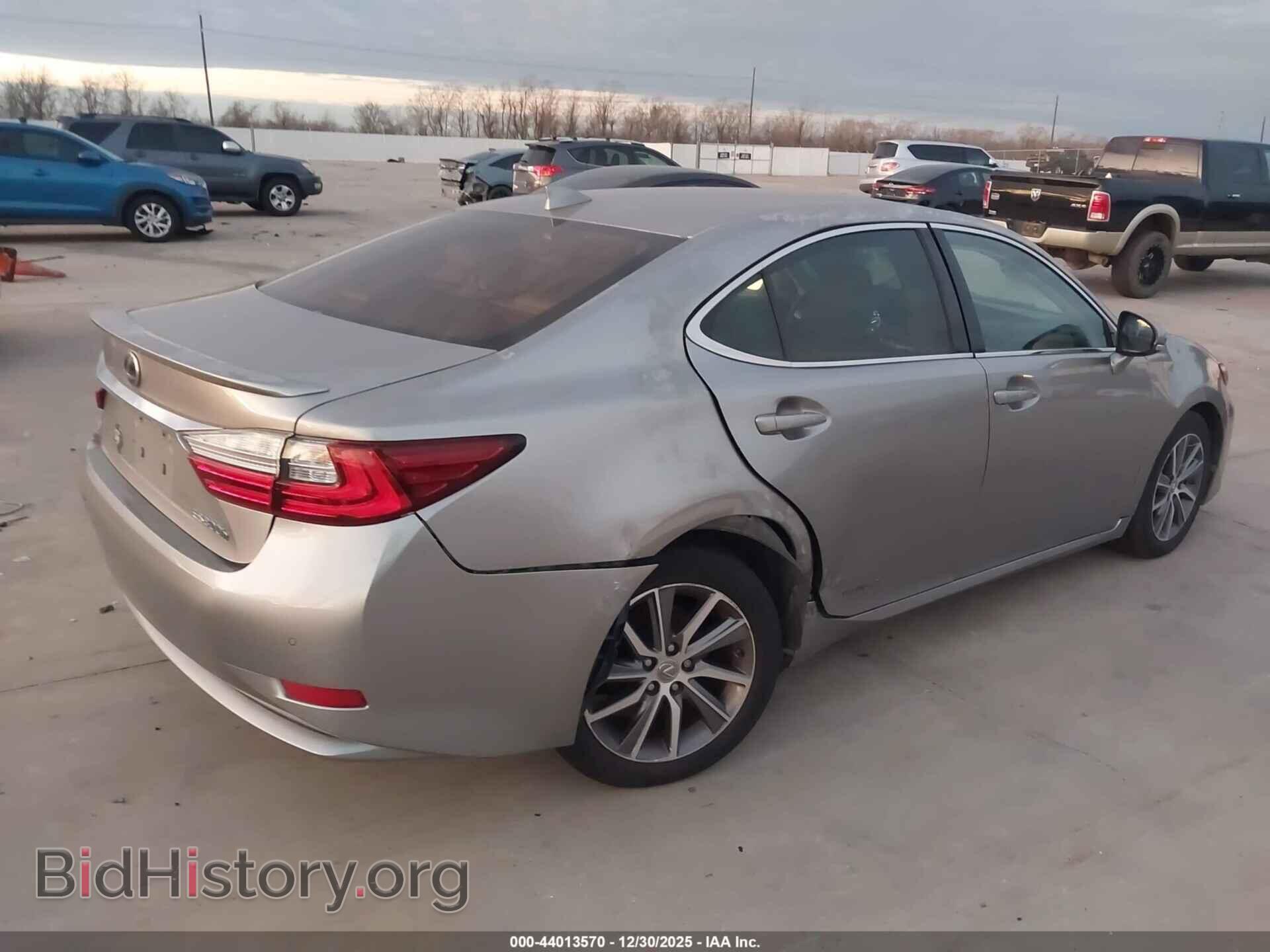 2016 LEXUS ES 300H - VIN: JTHBW1GG2G2109251 - Фото 6