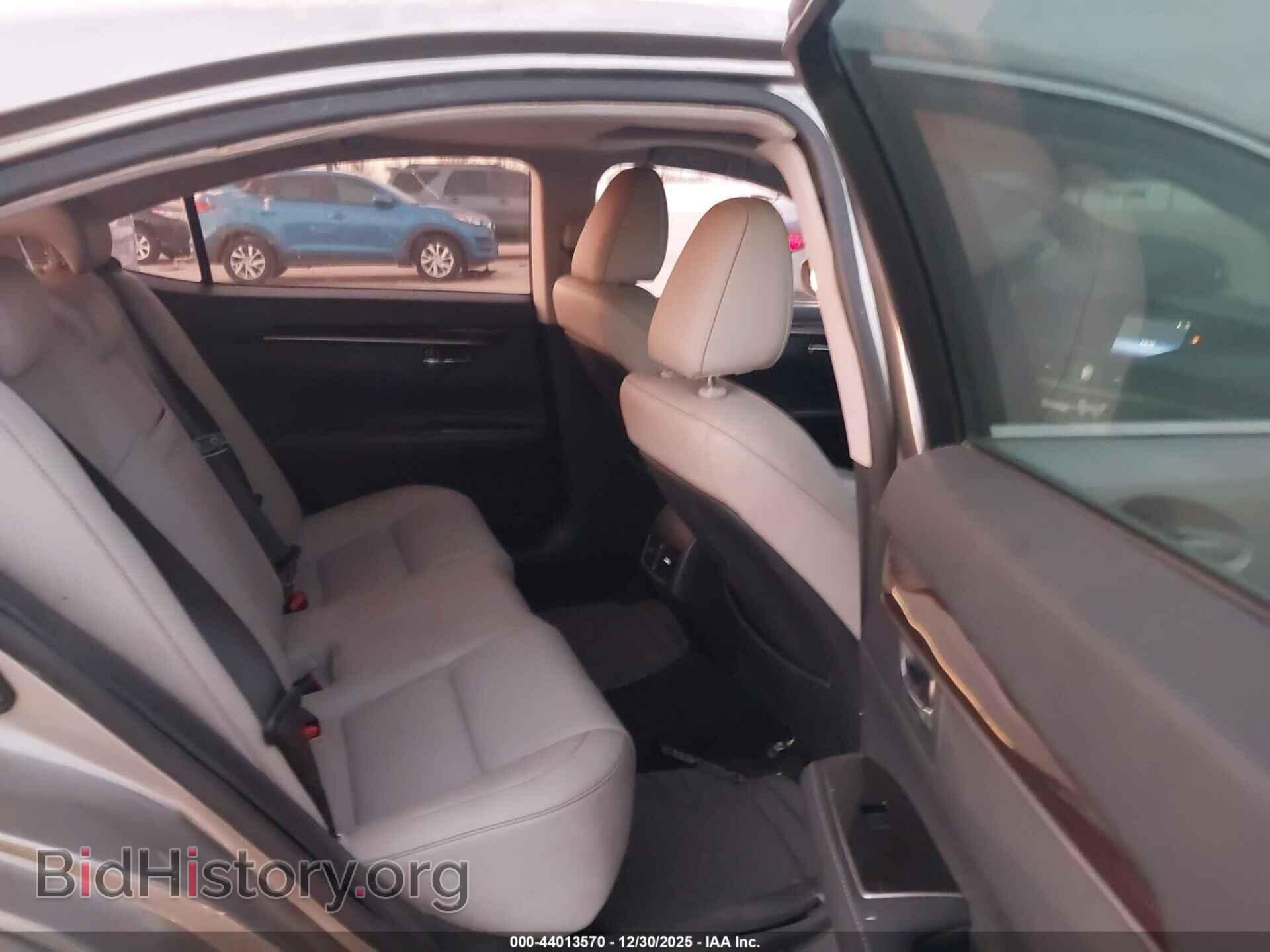 2016 LEXUS ES 300H - VIN: JTHBW1GG2G2109251 - Фото 8