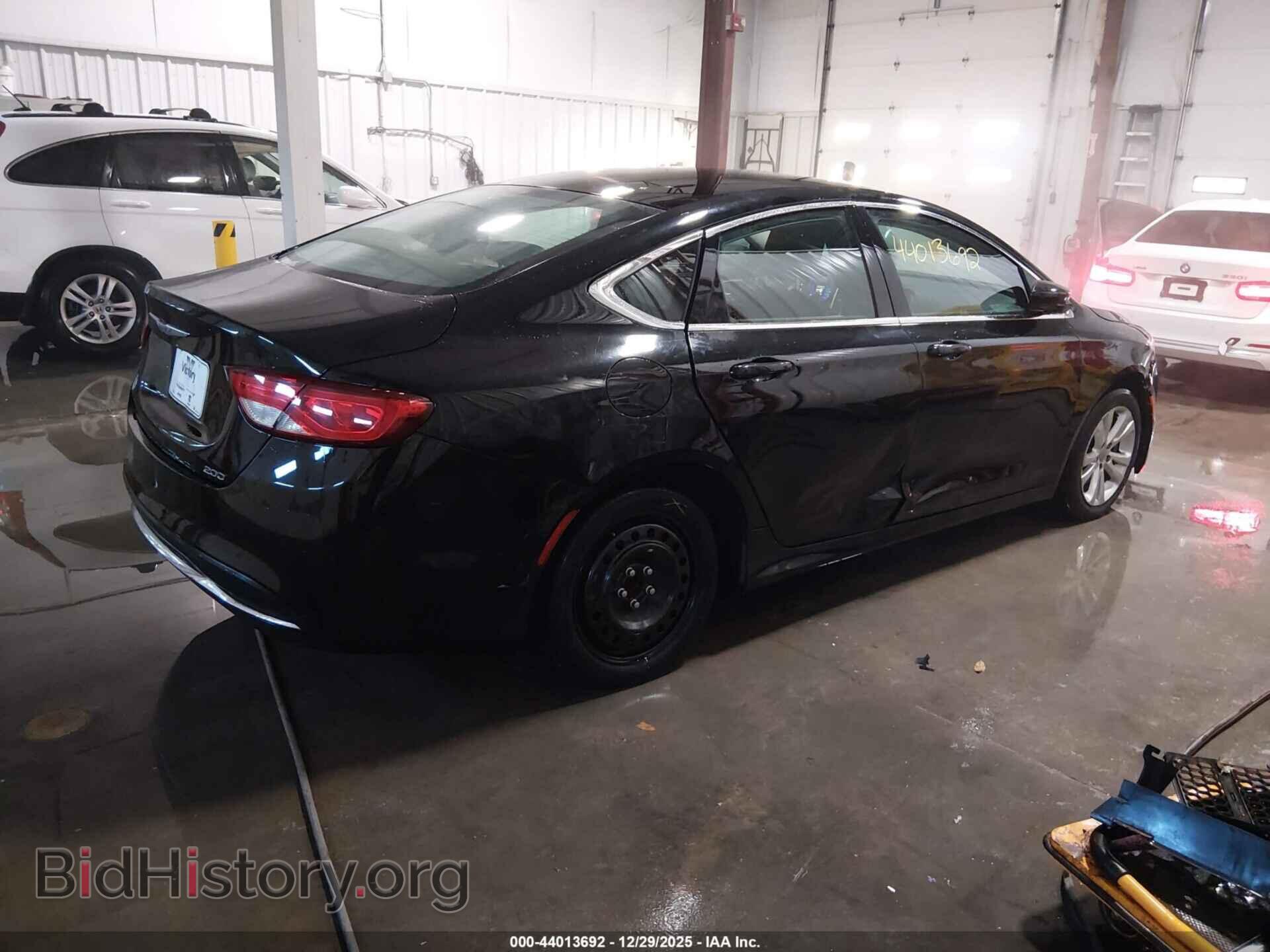 2016 CHRYSLER 200 - VIN: 1C3CCCAB1GN162663 - Фото 4