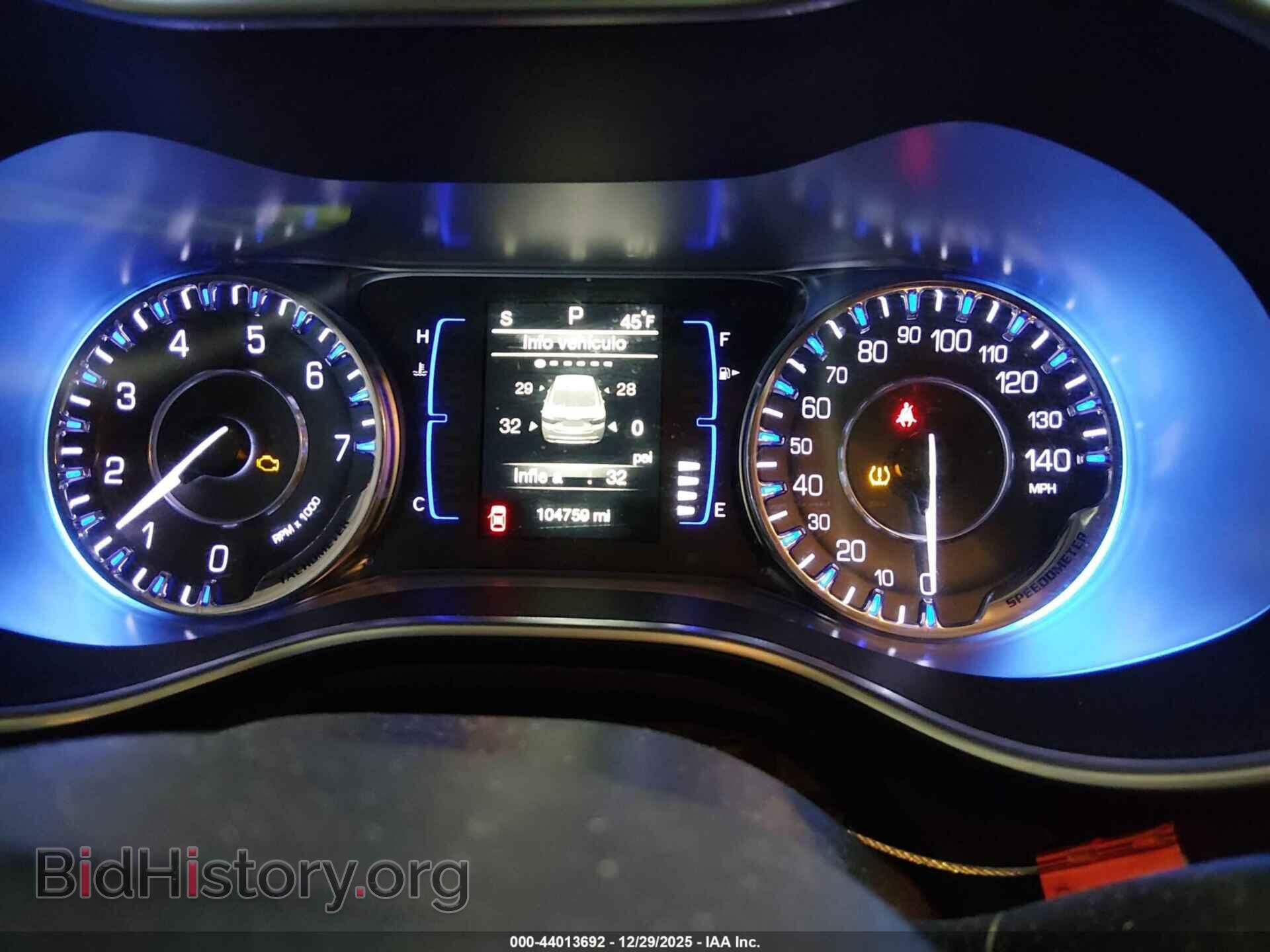 2016 CHRYSLER 200 - VIN: 1C3CCCAB1GN162663 - Фото 7