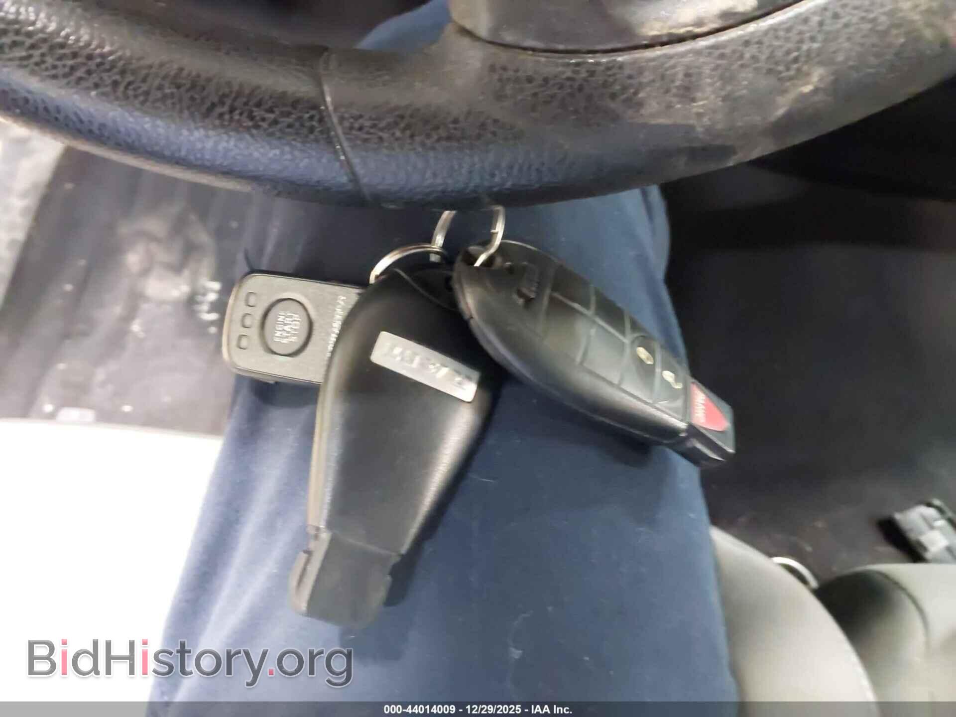 2014 RAM 1500 - VIN: 1C6RR7FT9ES401198 - Фото 11
