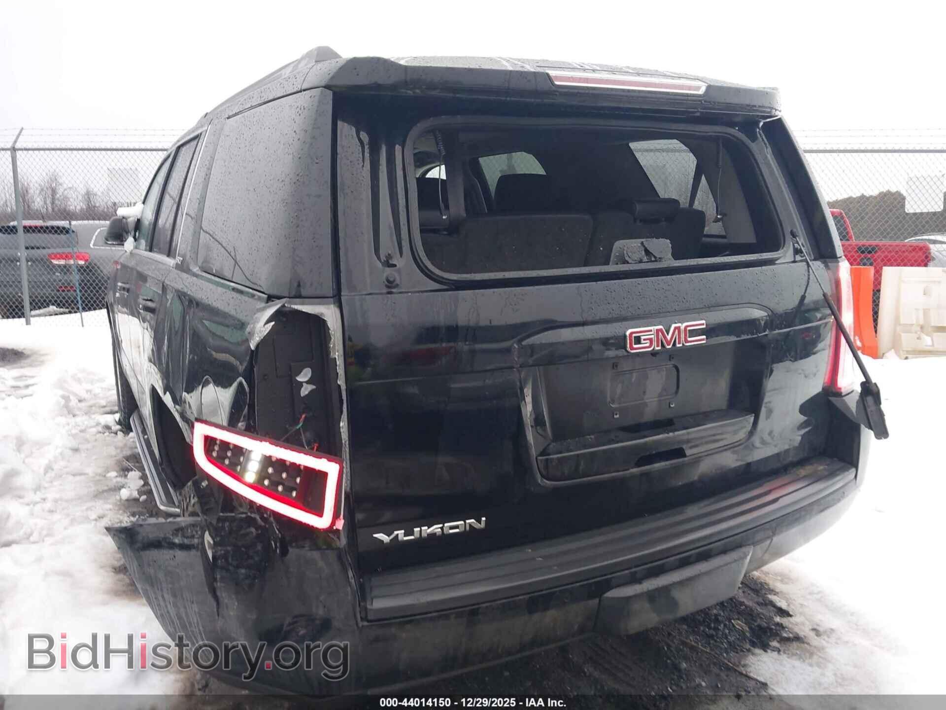 2017 GMC YUKON - VIN: 1GKS2BKC2HR385580 - Photo 6