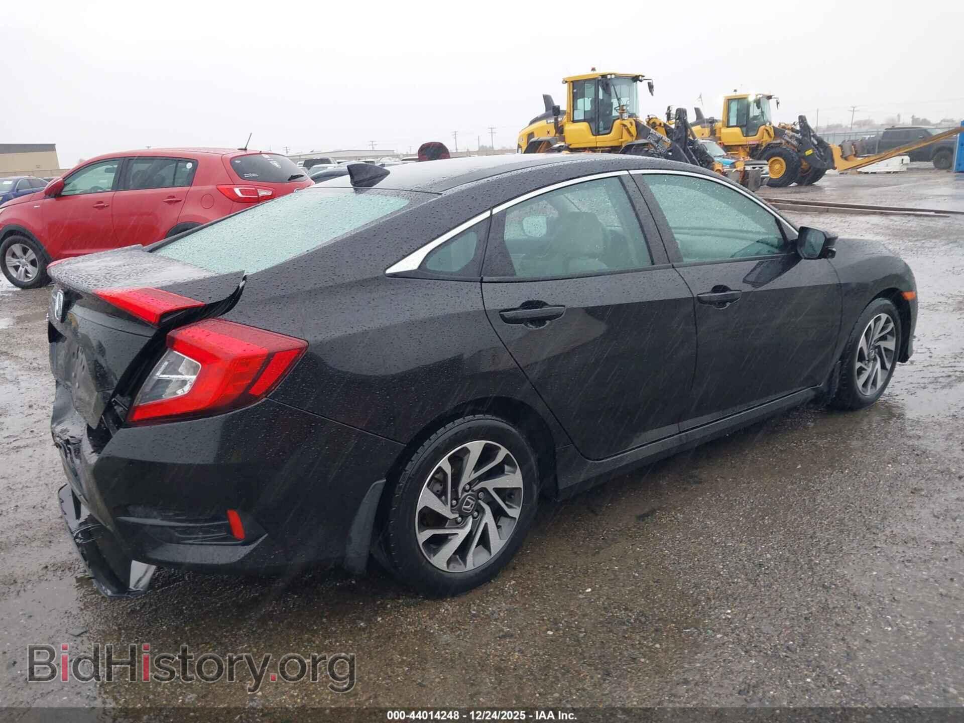 2018 HONDA CIVIC - VIN: 2HGFC2F74JH511128 - Фото 4